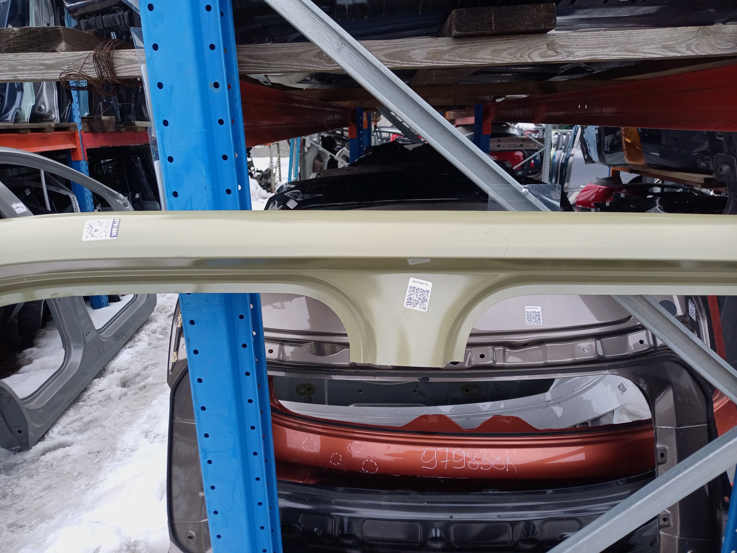 Панель кузова боковая левая Haval H3