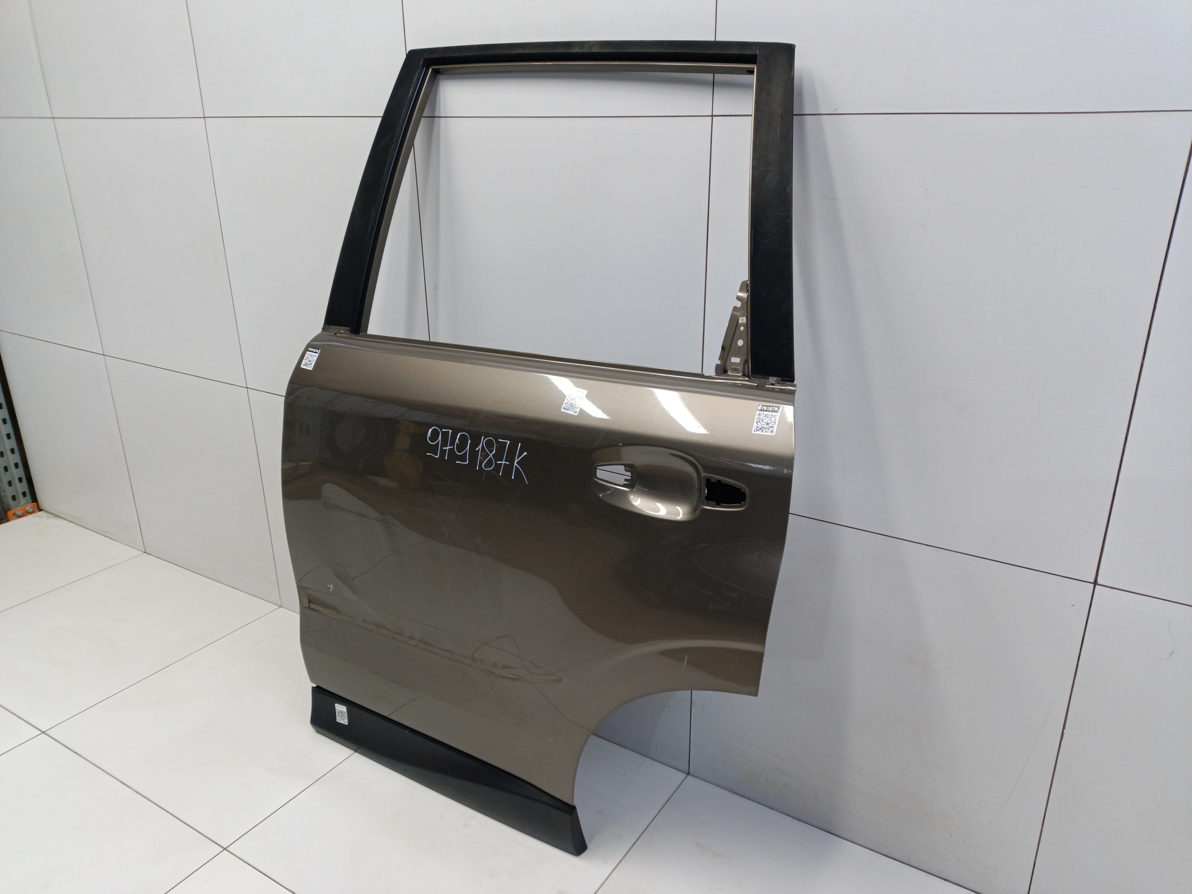 Дверь задняя левая Subaru Forester 4