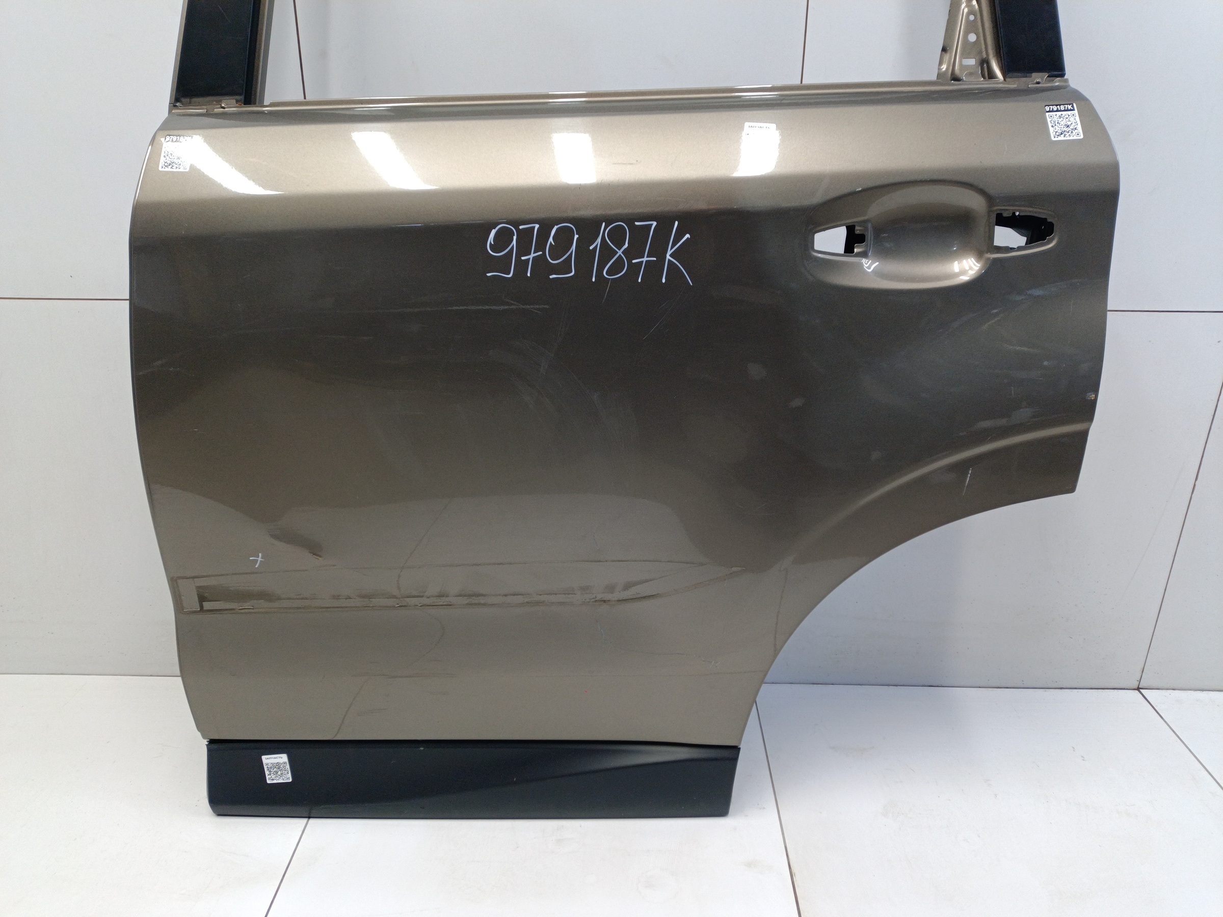 Дверь задняя левая Subaru Forester 4