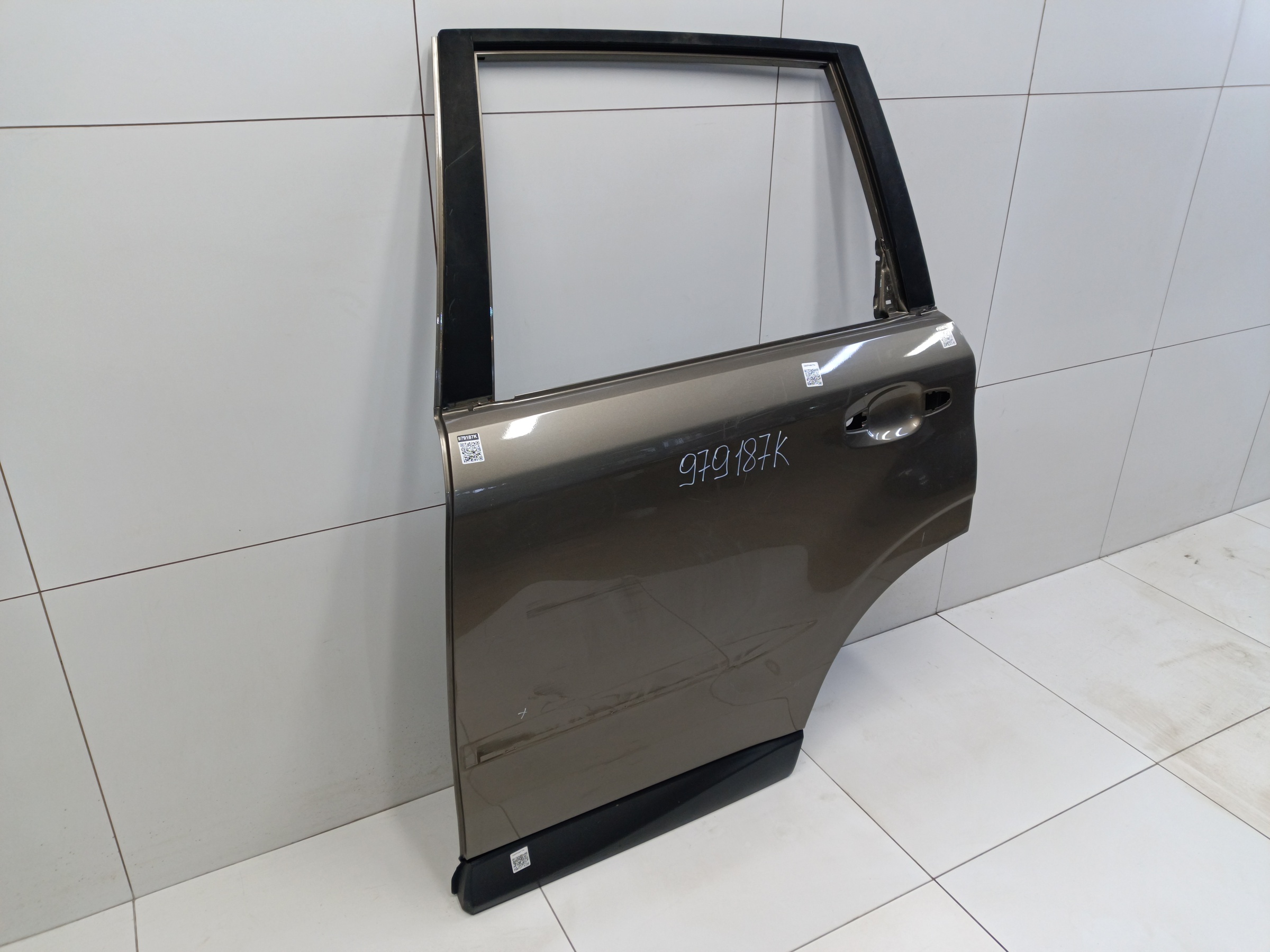 Дверь задняя левая Subaru Forester 4