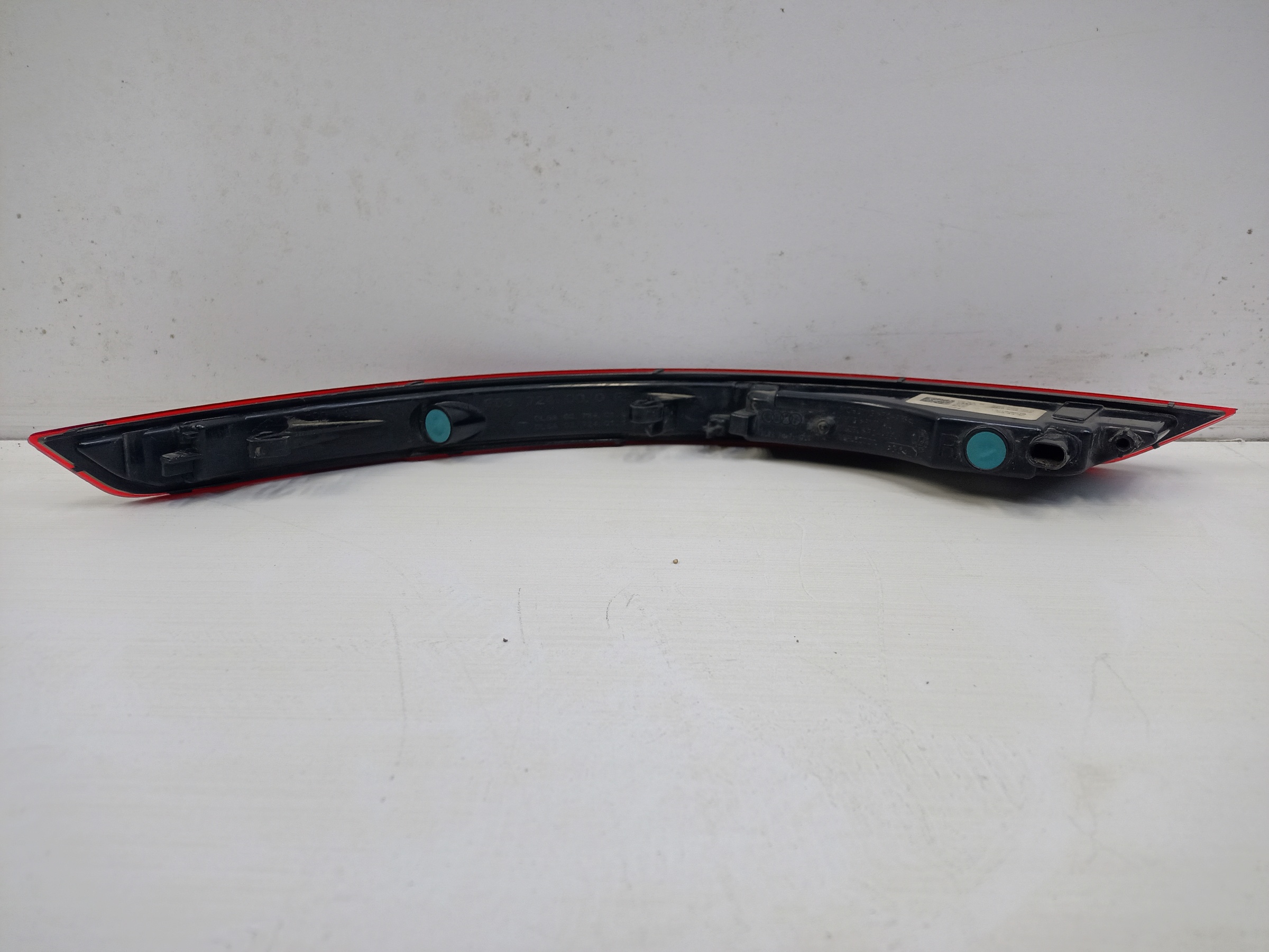 Фара ПТФ задняя правая Audi Q8