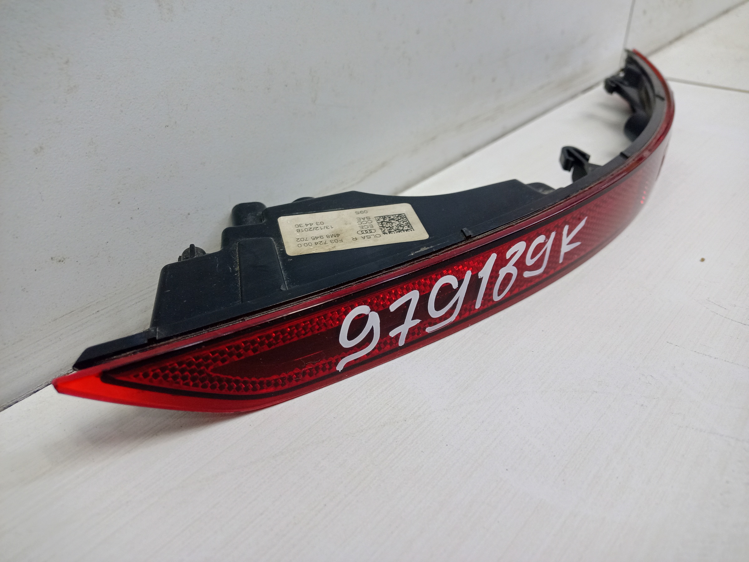 Фара ПТФ задняя правая Audi Q8