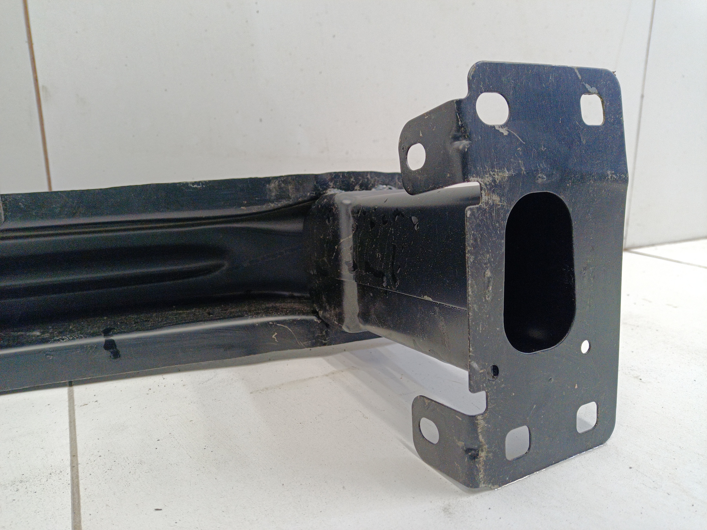 Усилитель переднего бампера Volkswagen Polo 5 " Jorden "