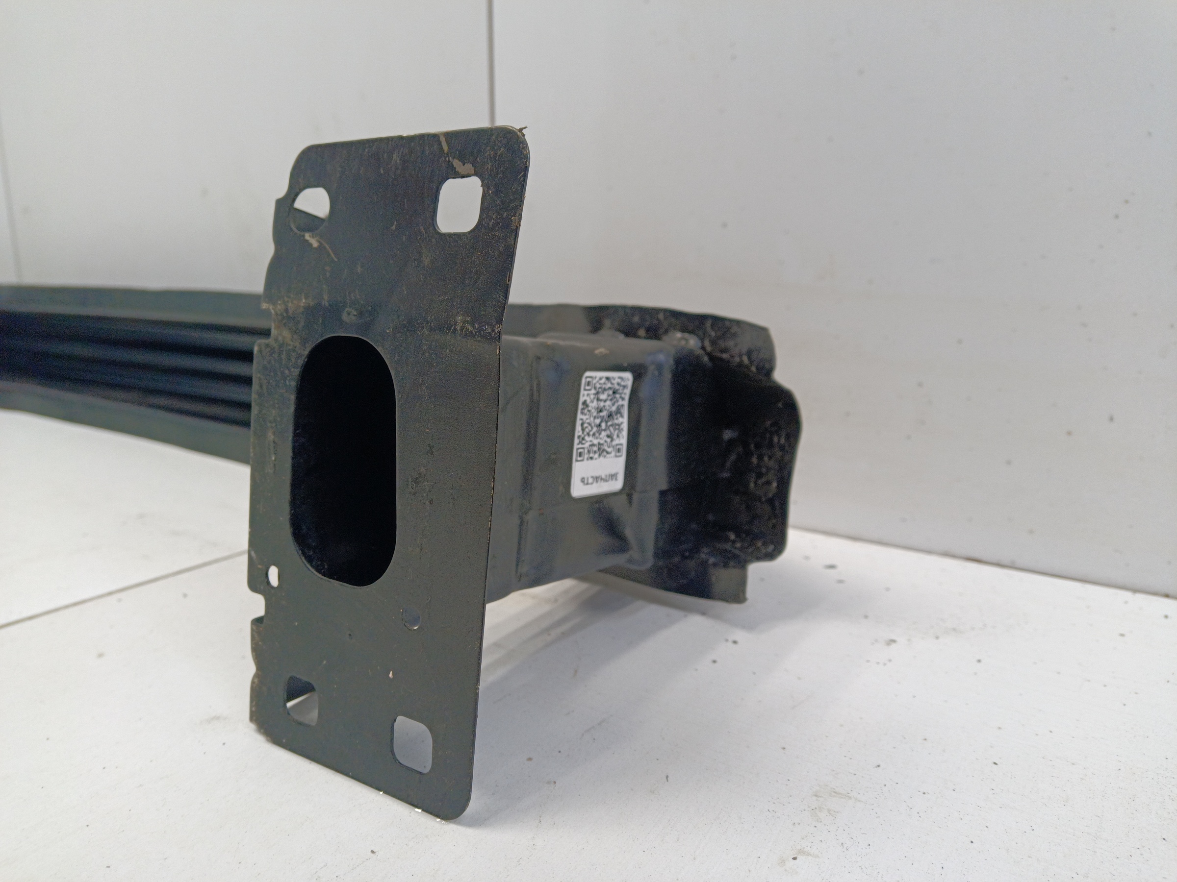 Усилитель переднего бампера Volkswagen Polo 5 " Jorden "