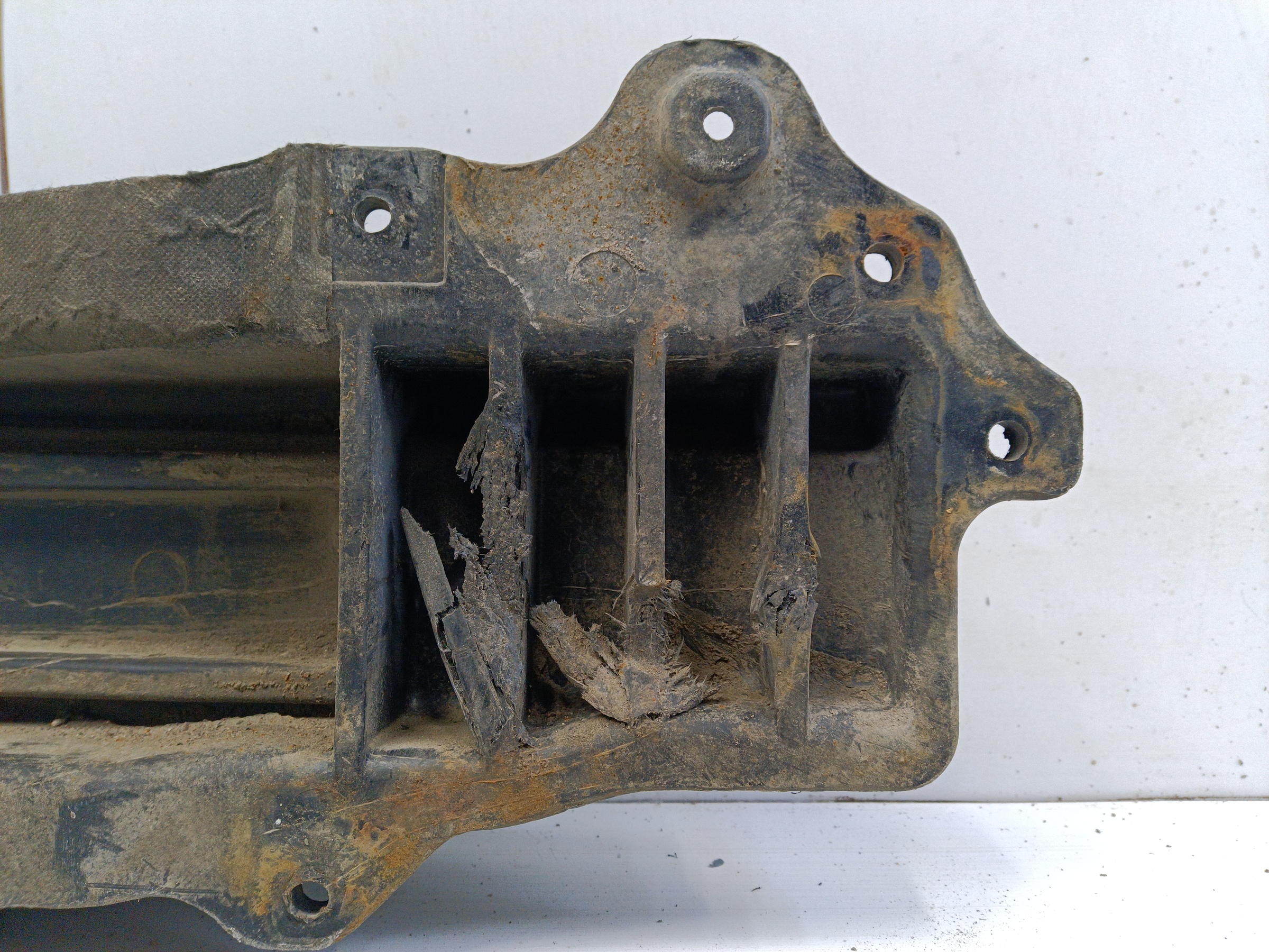 Усилитель заднего бампера Kia Optima 4 Restail