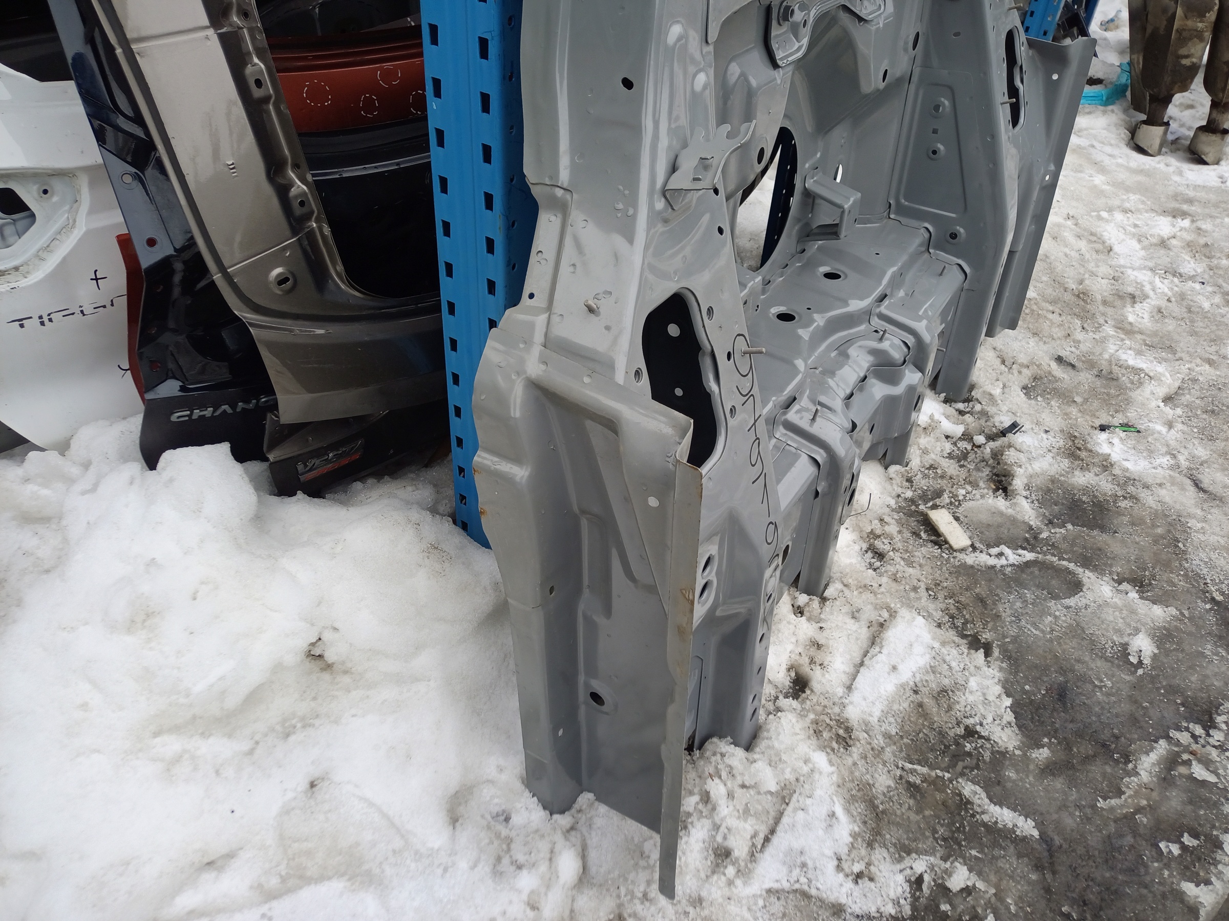 Пол задняя часть Jetour Dashing