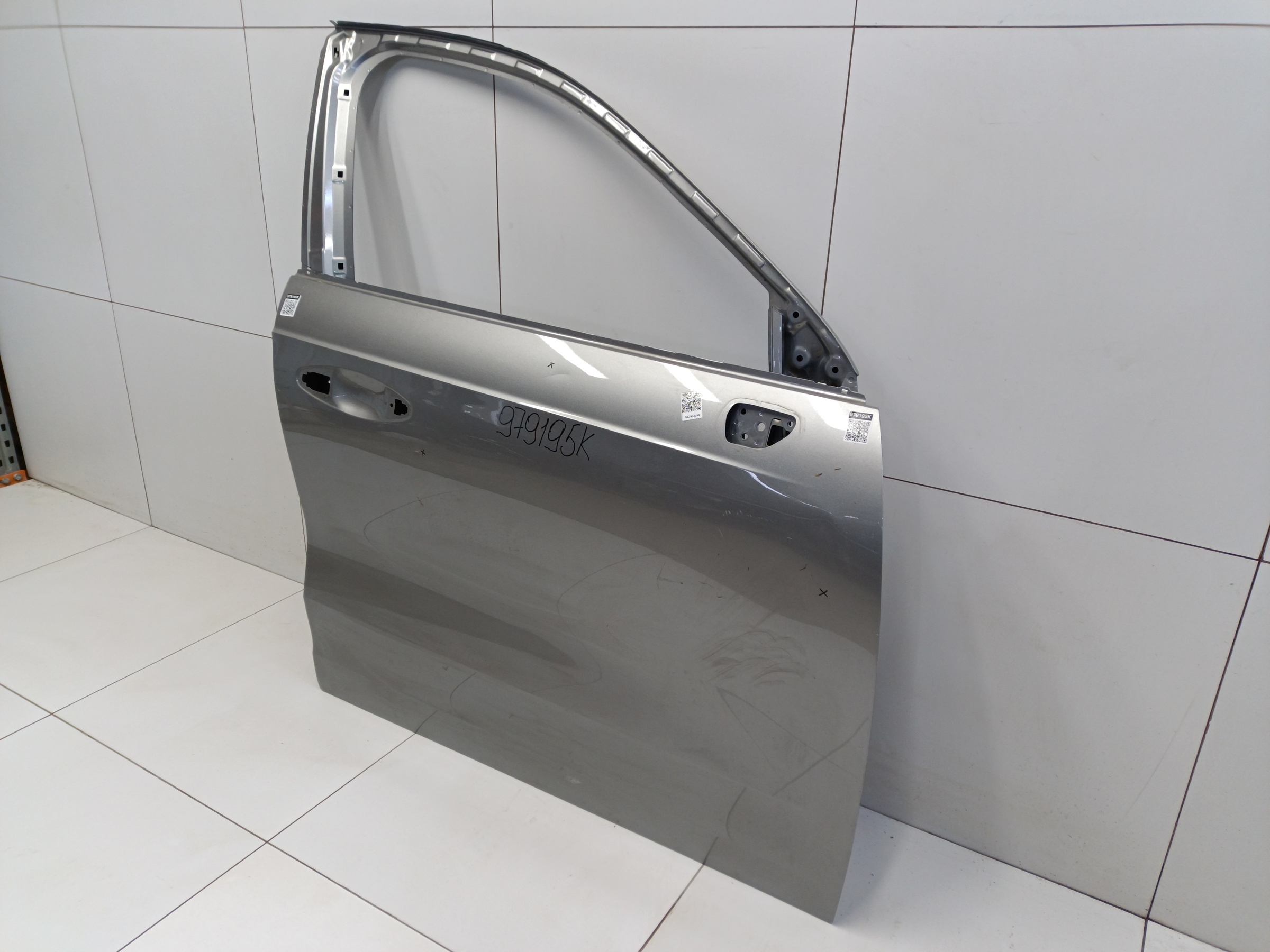 Дверь передняя правая Haval Jolion без молдинга