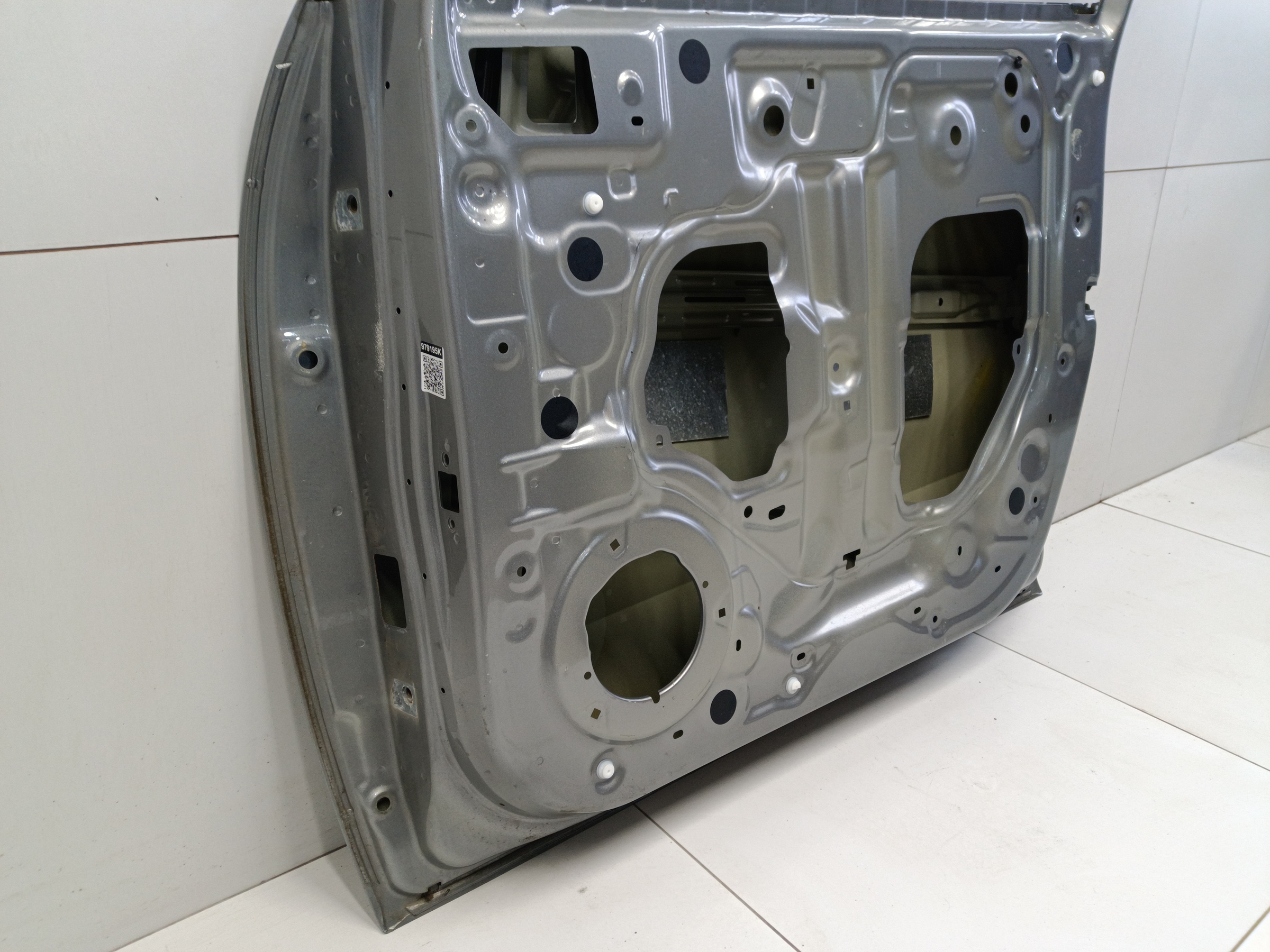 Дверь передняя правая Haval Jolion без молдинга