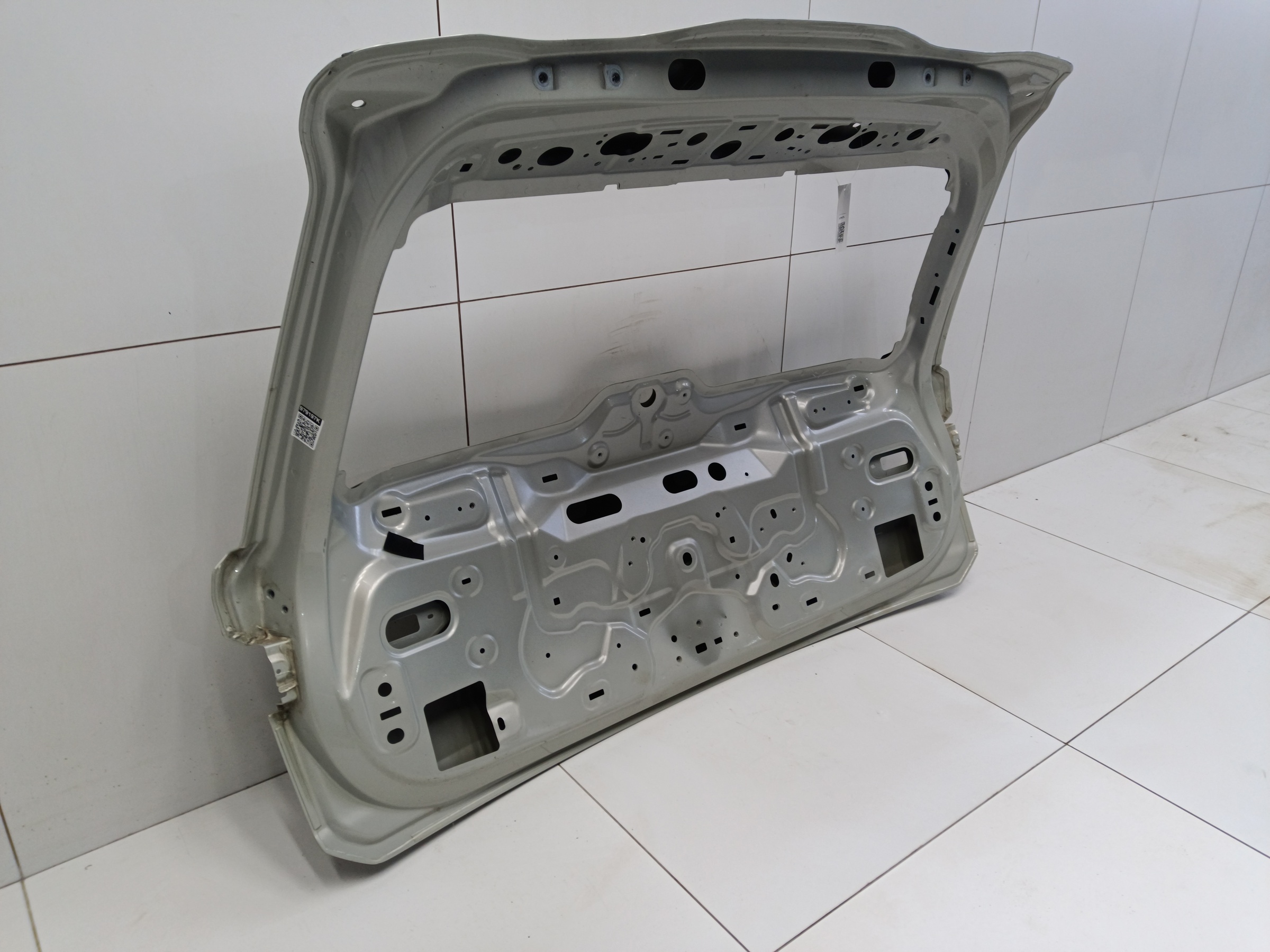 Крышка багажника Volvo V60 2 Cross Country