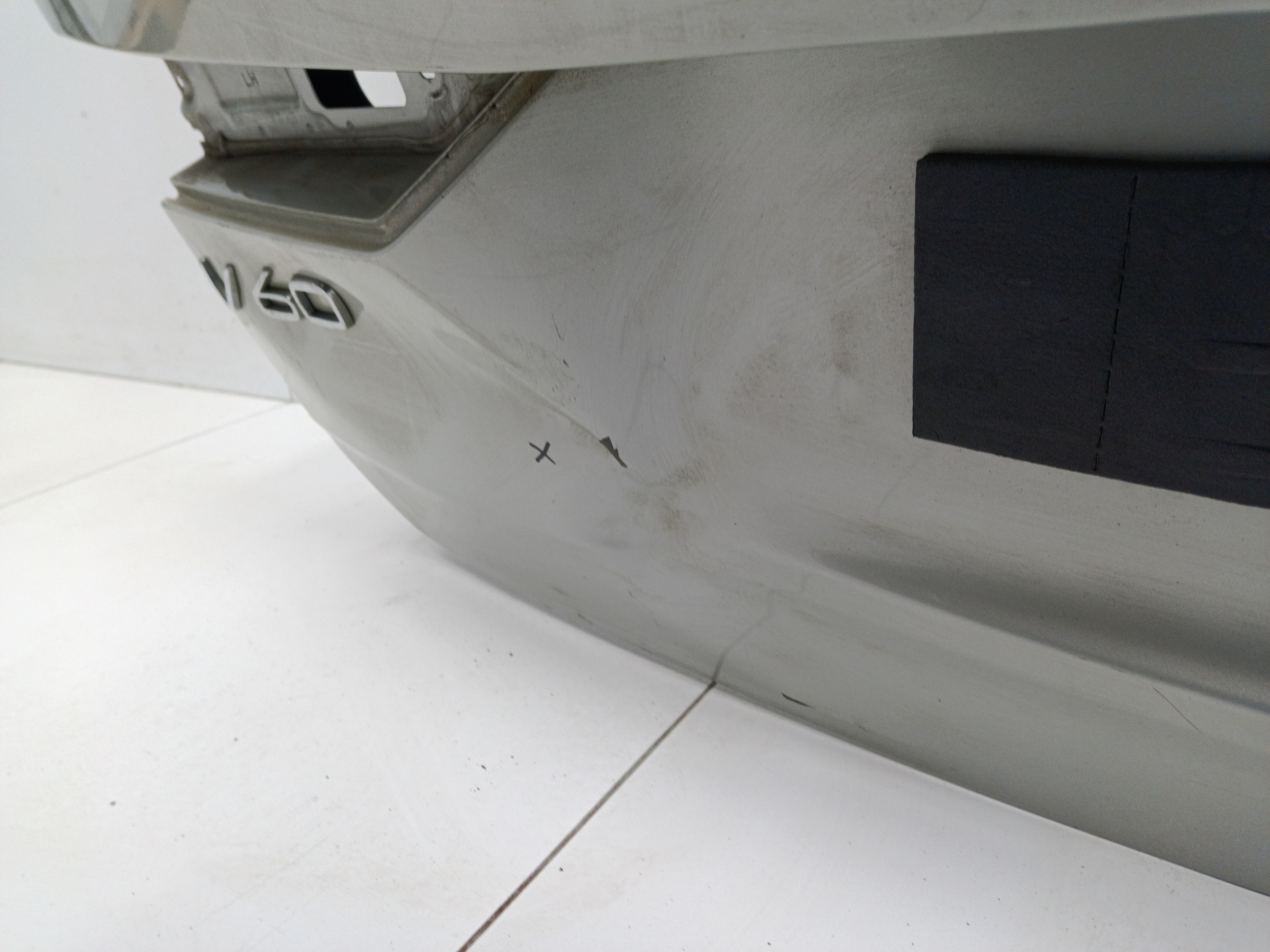 Крышка багажника Volvo V60 2 Cross Country