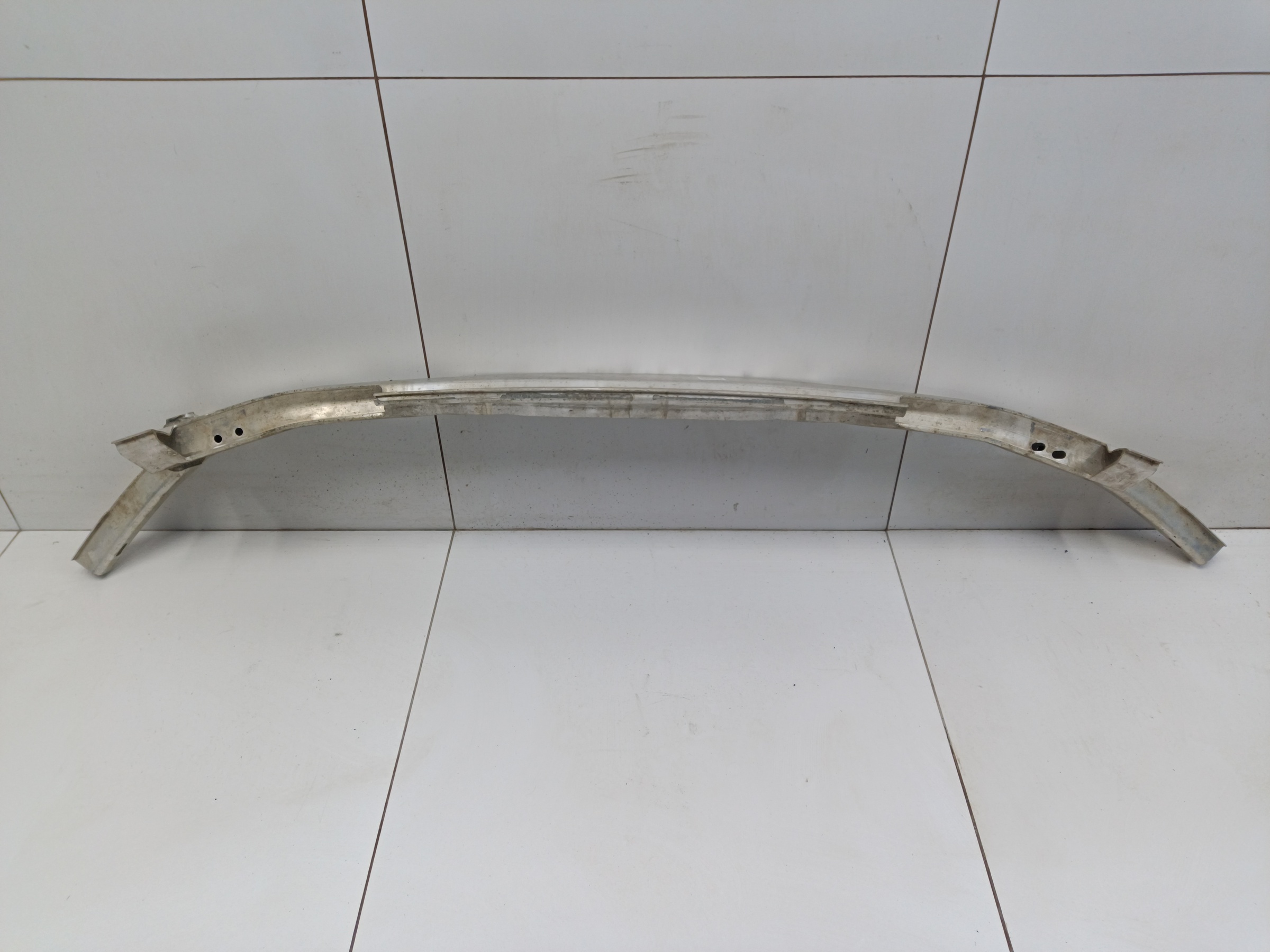 Усилитель переднего бампера Audi Q5 2