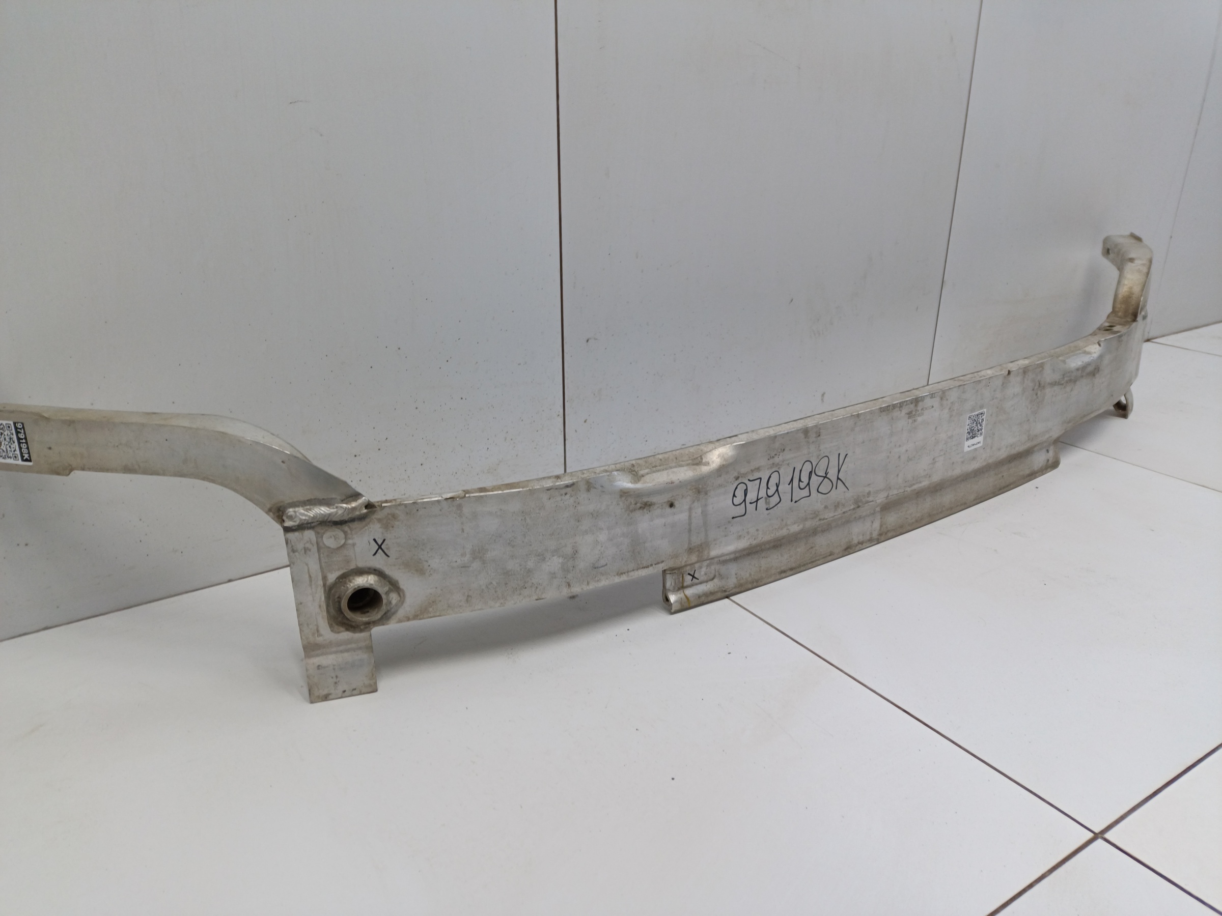 Усилитель переднего бампера Audi Q5 2