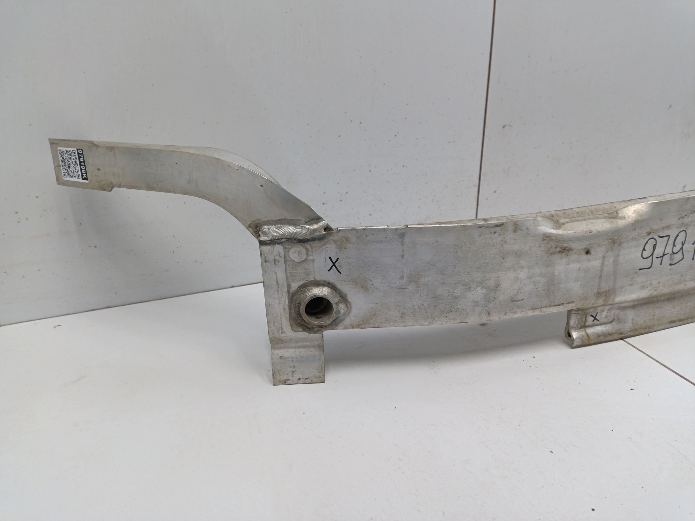 Усилитель переднего бампера Audi Q5 2