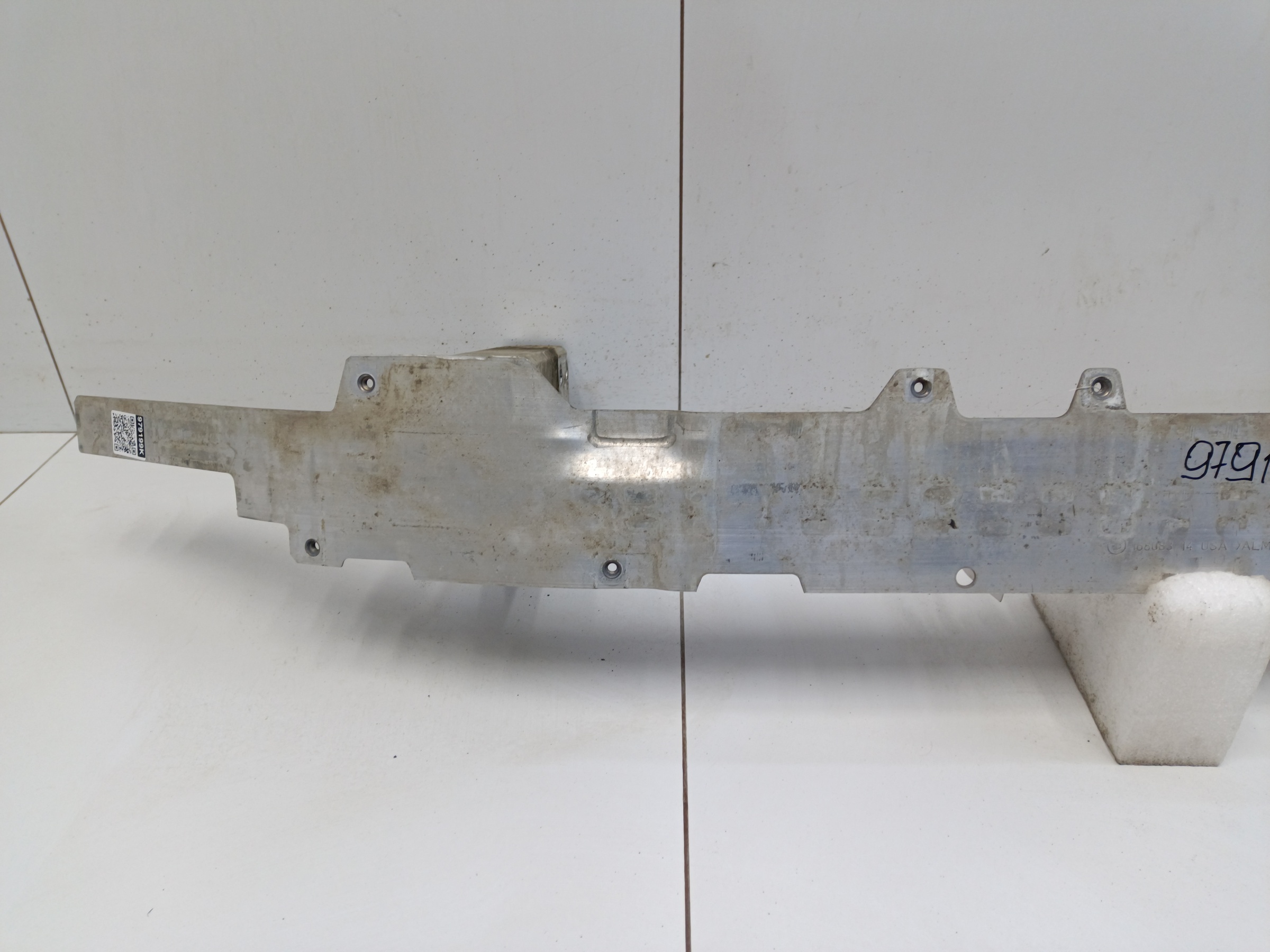 Усилитель переднего бампера BMW X3 G01