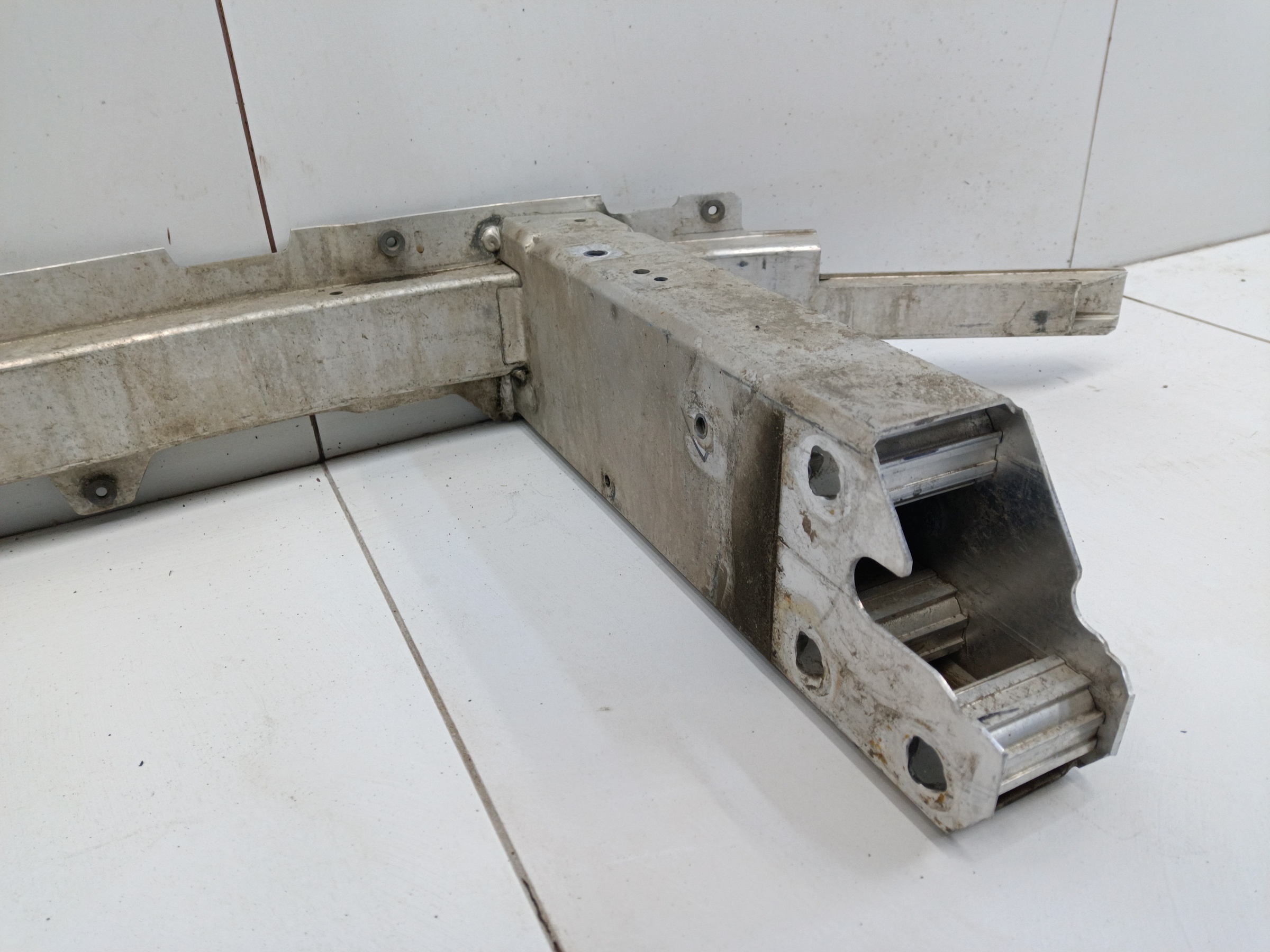 Усилитель переднего бампера BMW X3 G01