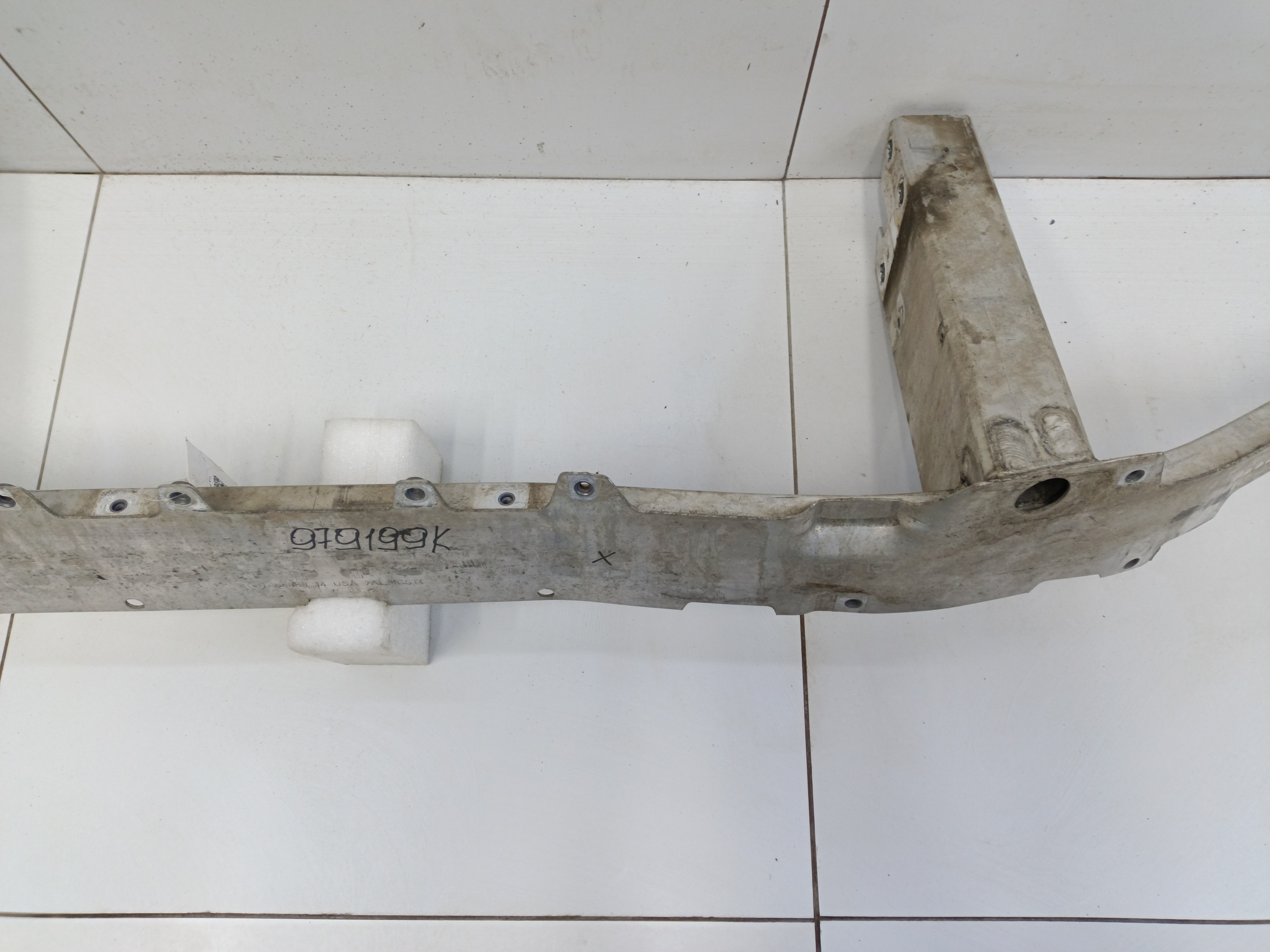 Усилитель переднего бампера BMW X3 G01