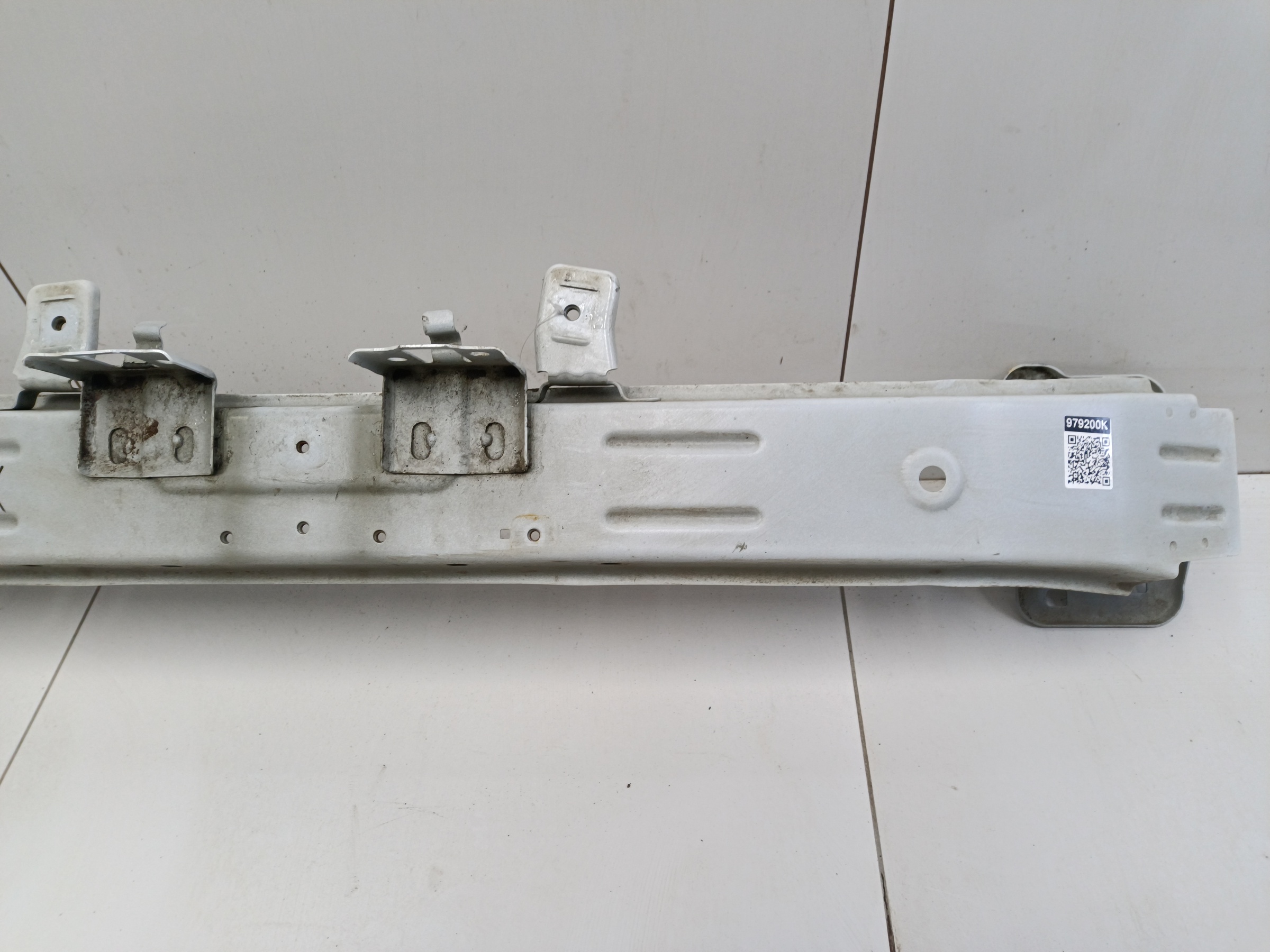 Усилитель переднего бампера Haval F7