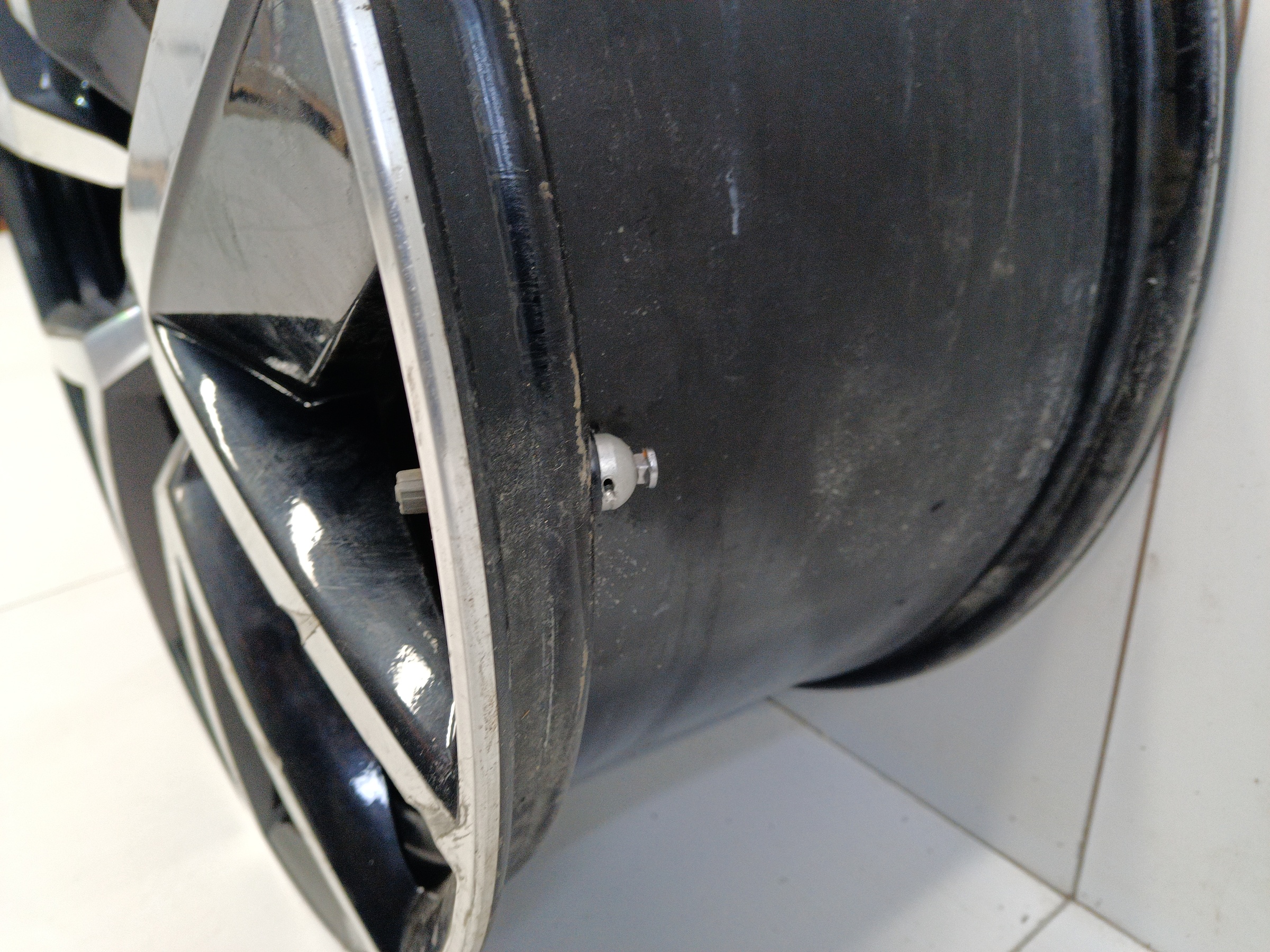 Диск колеса литой Volkswagen Touareg 3 R20