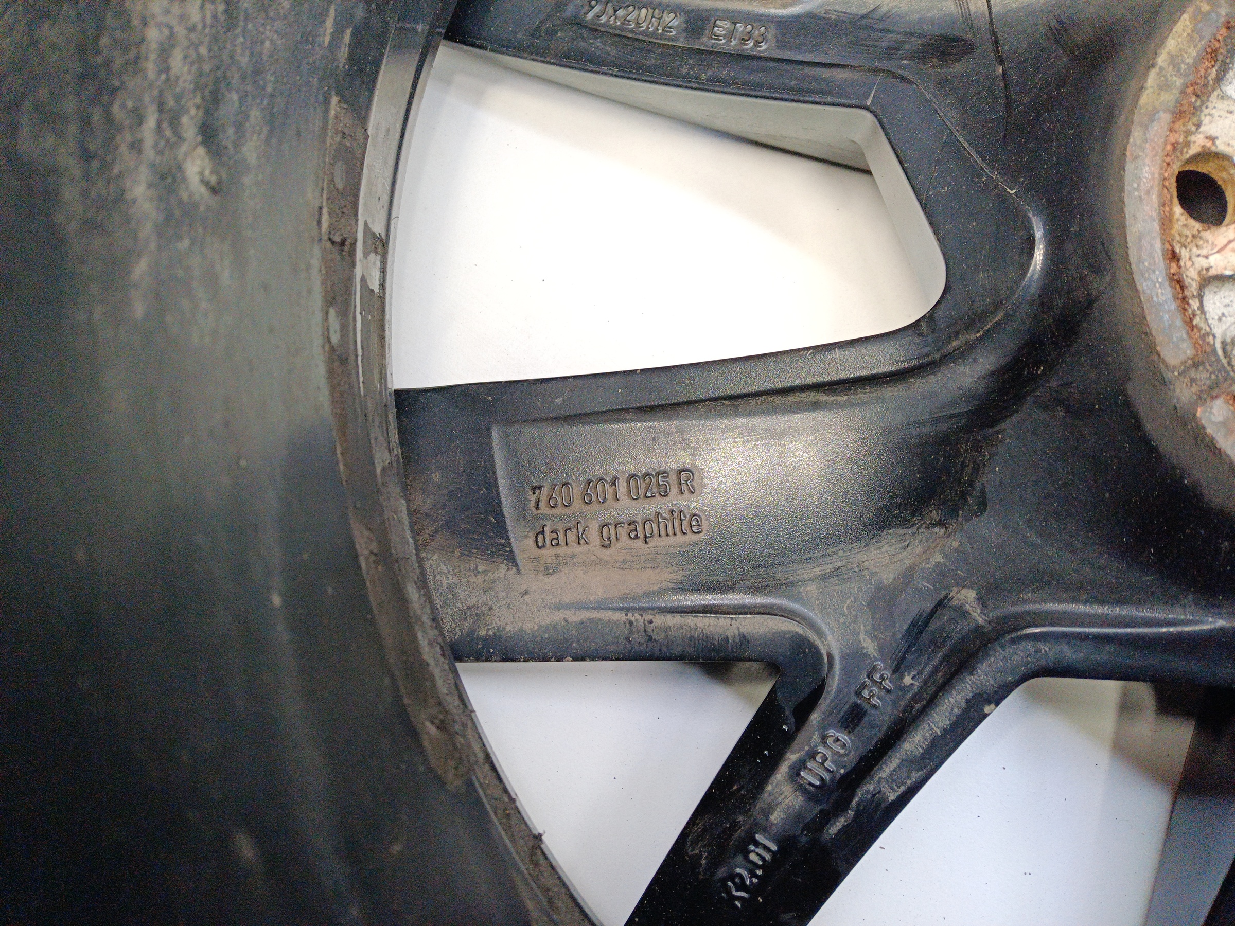 Диск колеса литой Volkswagen Touareg 3 R20