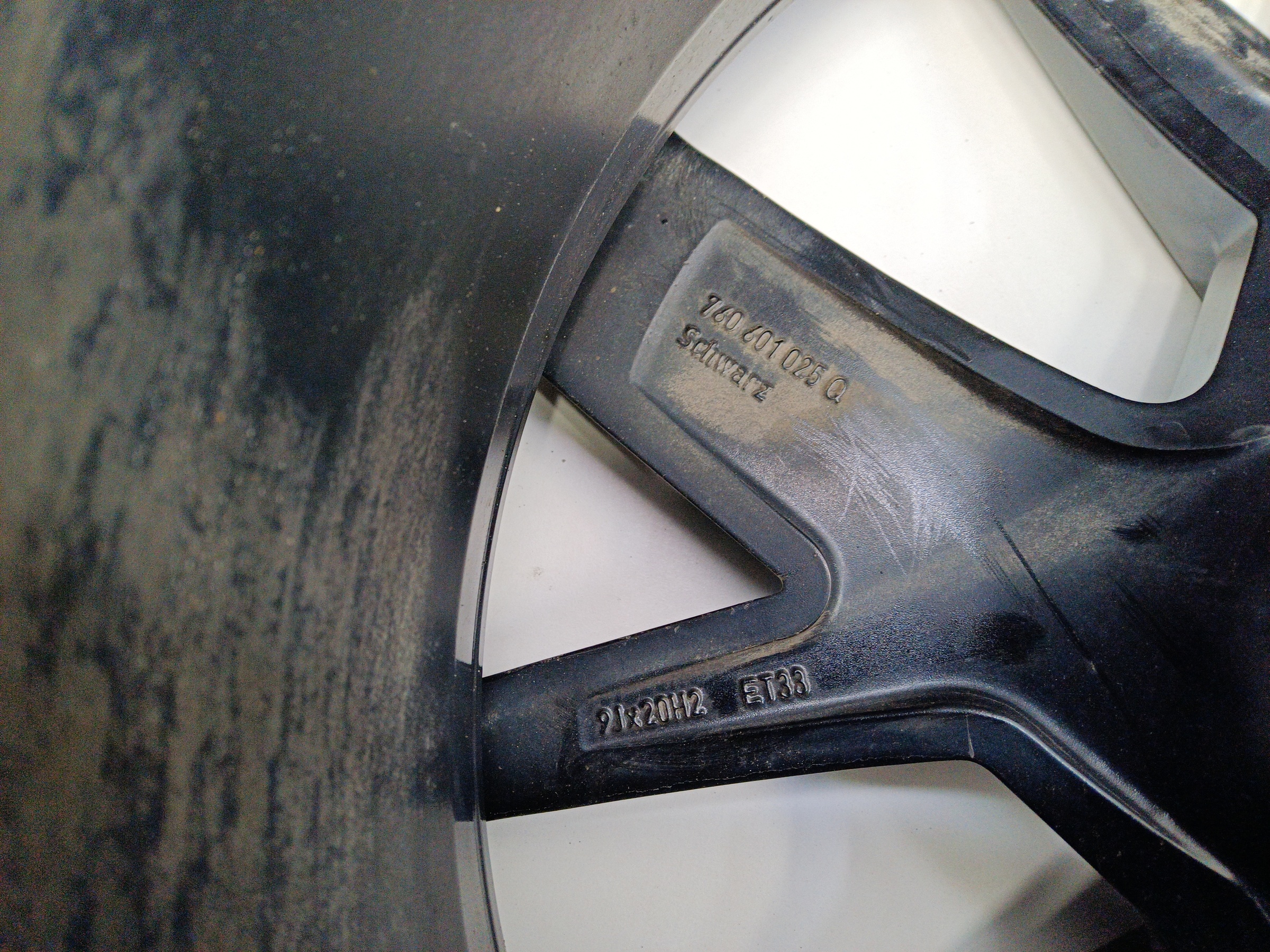 Диск колеса литой Volkswagen Touareg 3 R20