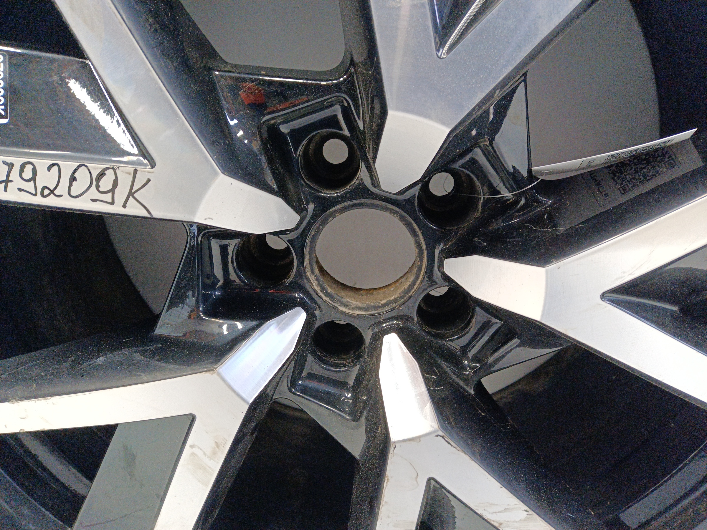 Диск колеса литой Volkswagen Touareg 3 R20