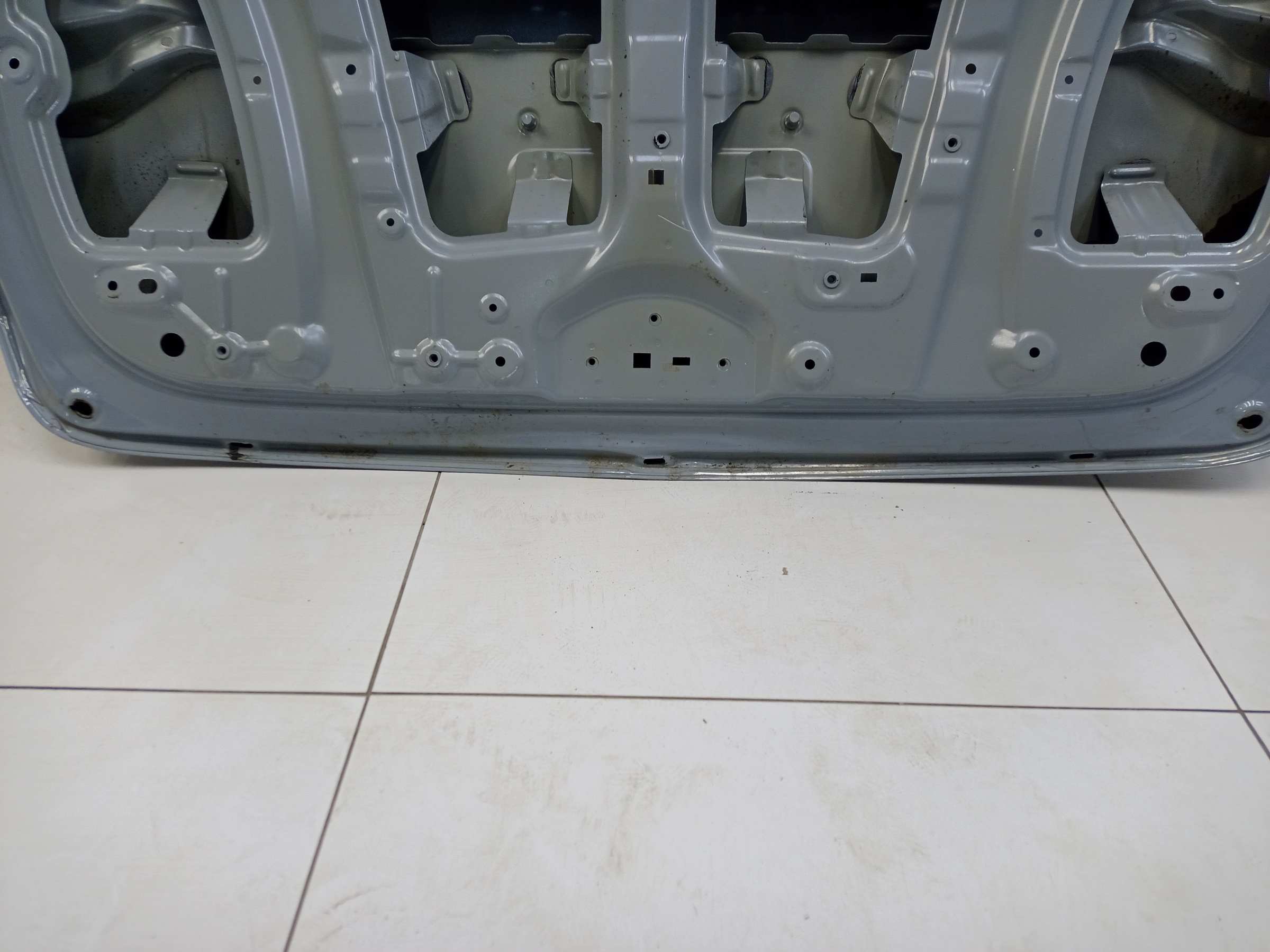 Крышка багажника Geely Tugella Restail