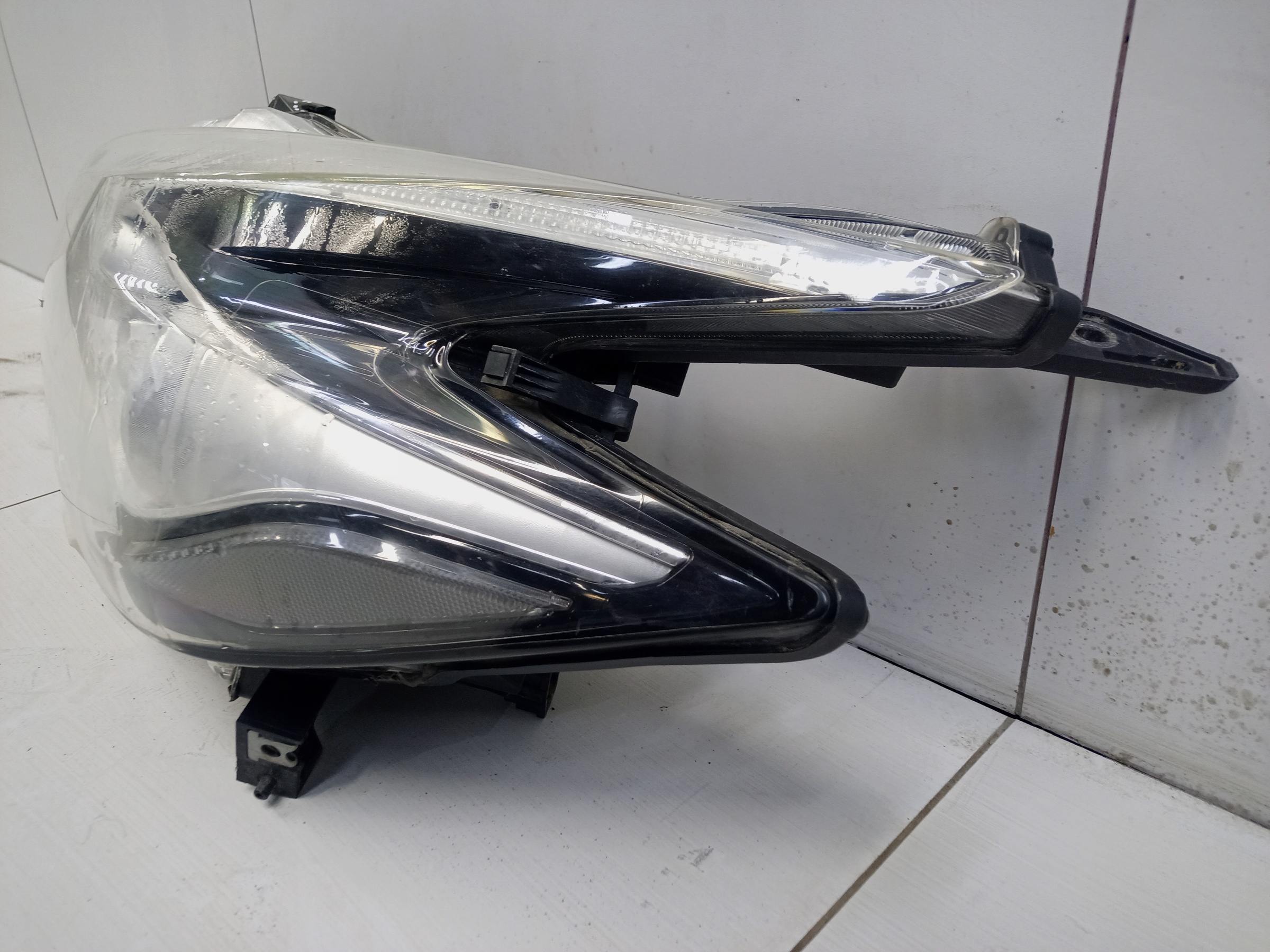 Фара передняя левая Nissan Murano Z52 LED