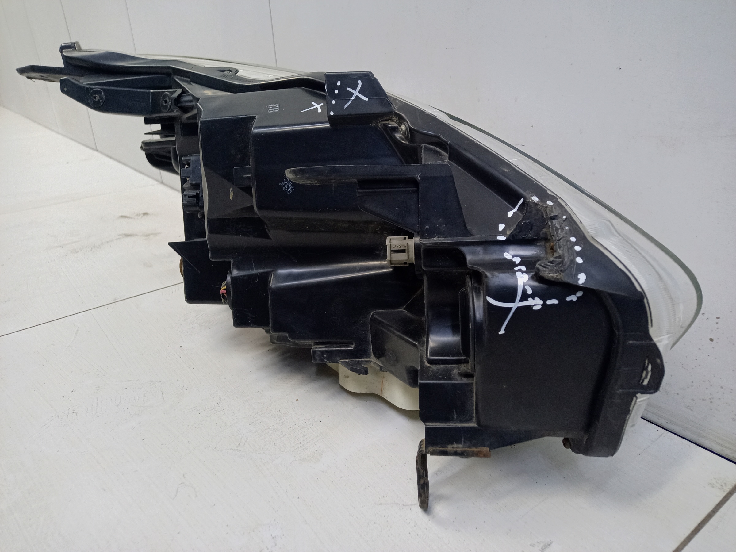 Фара передняя левая Nissan Murano Z52 LED