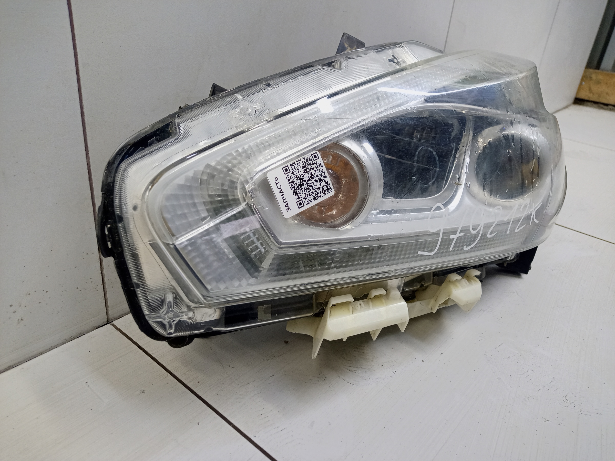 Фара передняя левая Nissan Murano Z52 LED