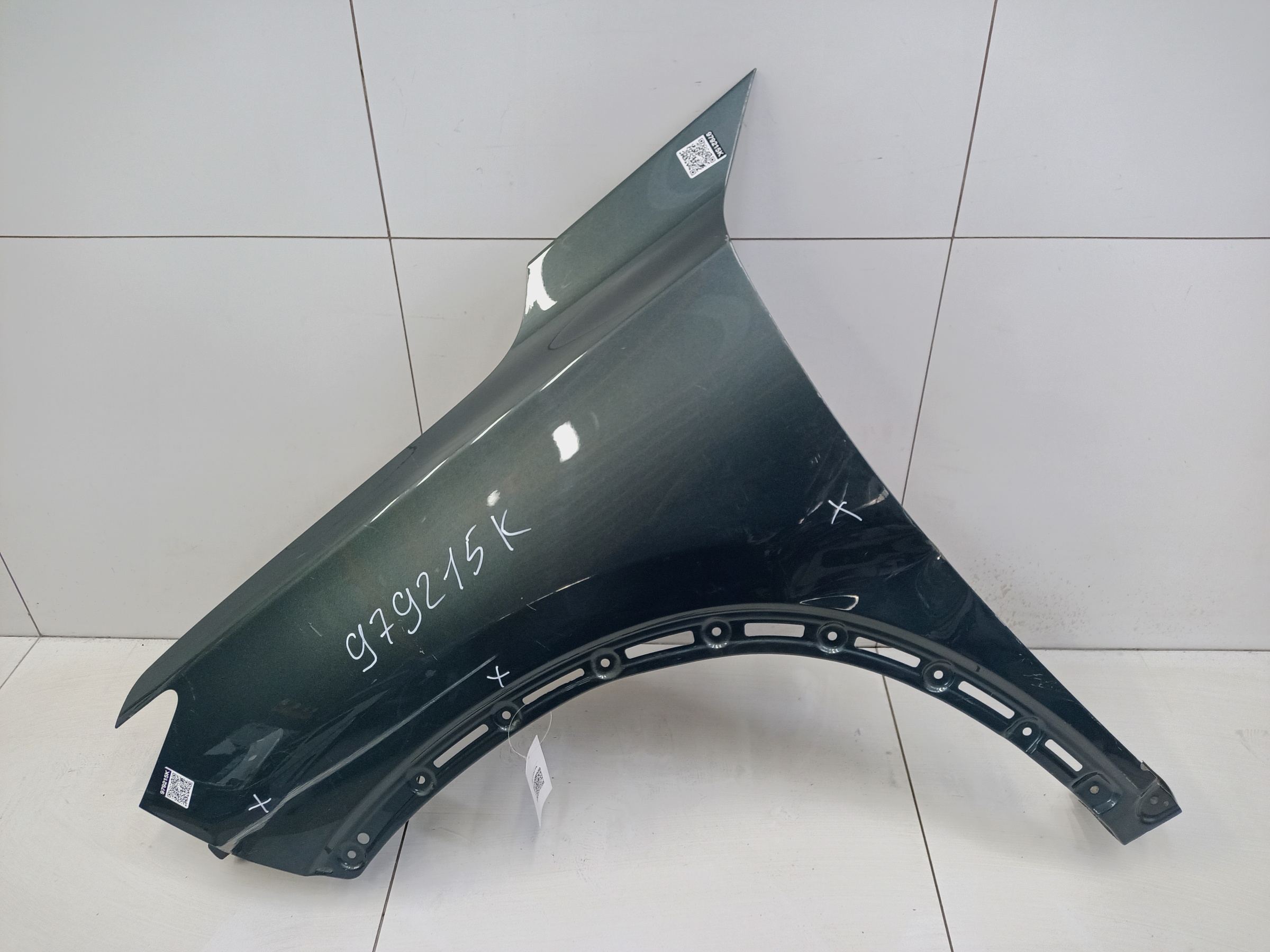 Крыло переднее левое Tenet T8