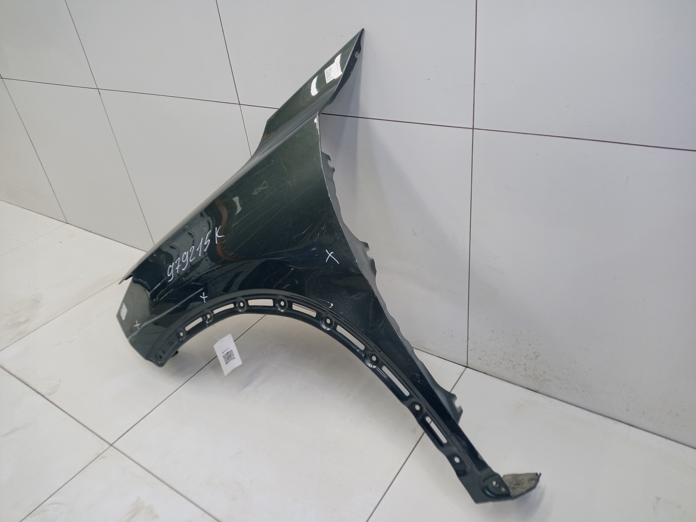 Крыло переднее левое Tenet T8