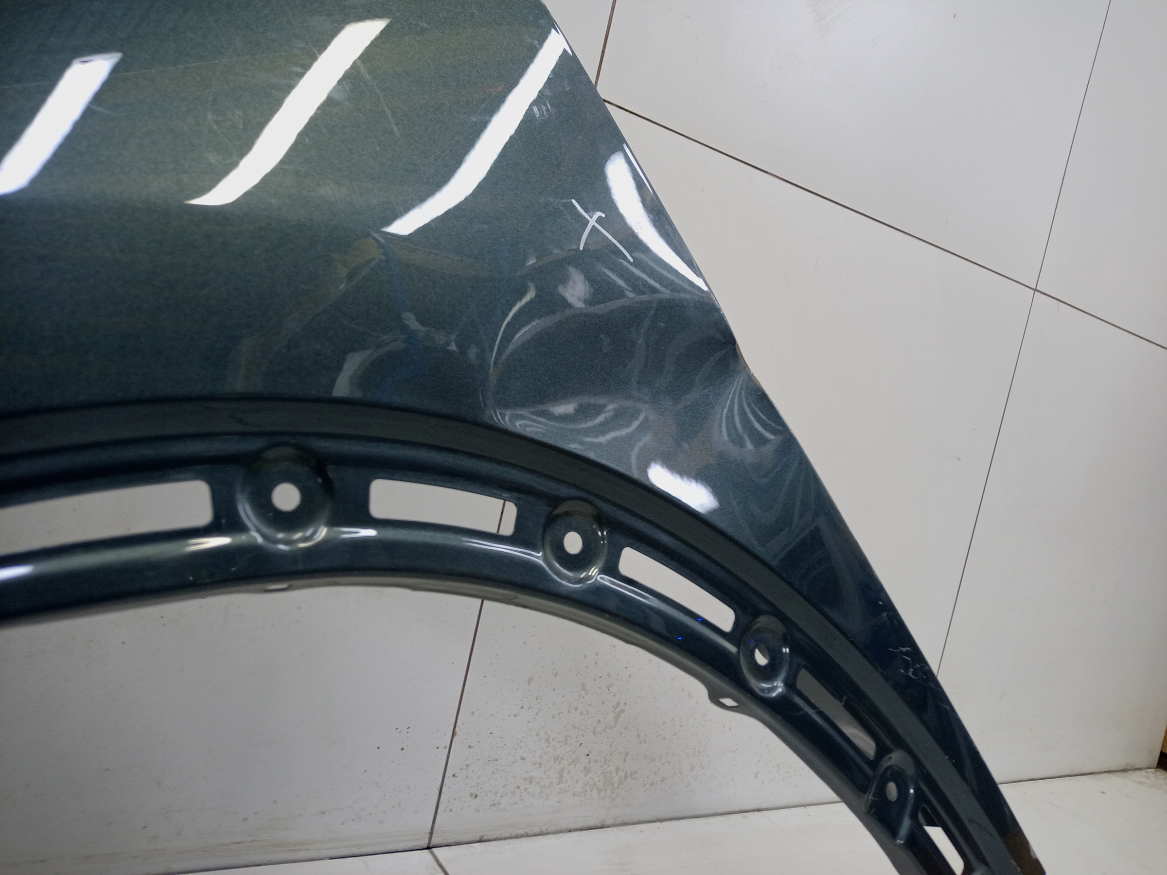 Крыло переднее левое Tenet T8