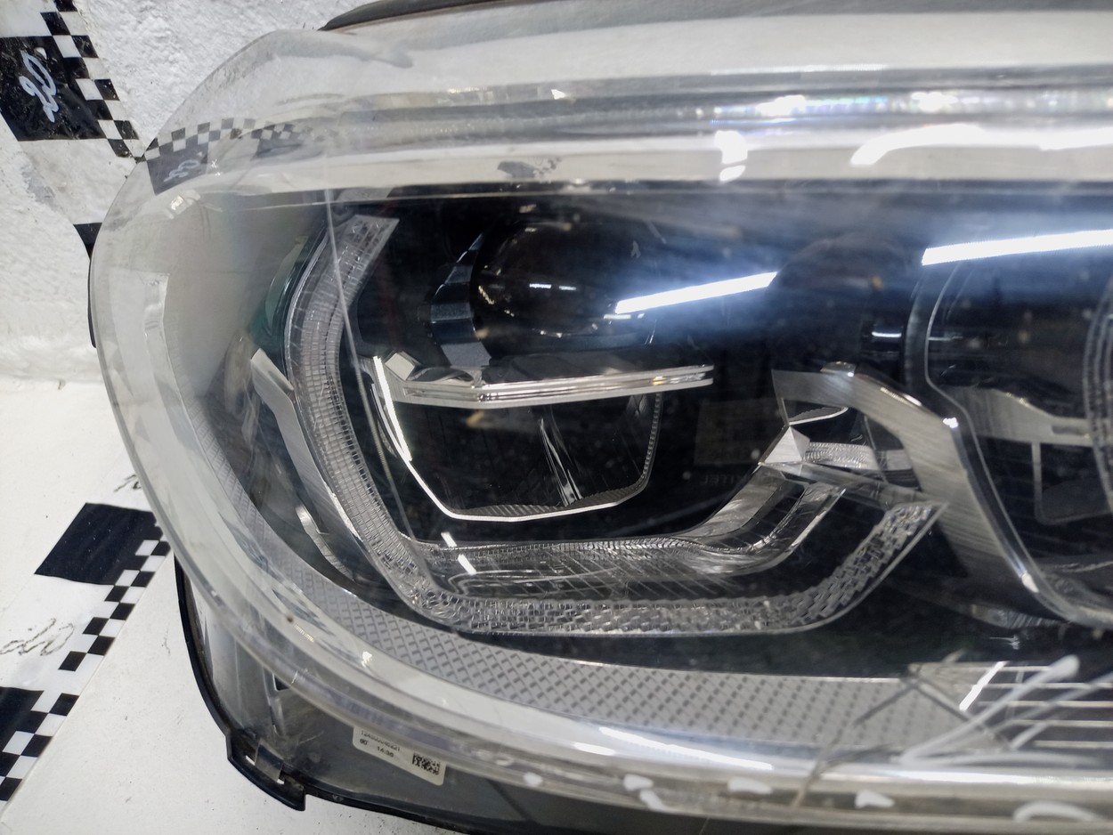 Фара передняя правая BMW 6er G32 LED