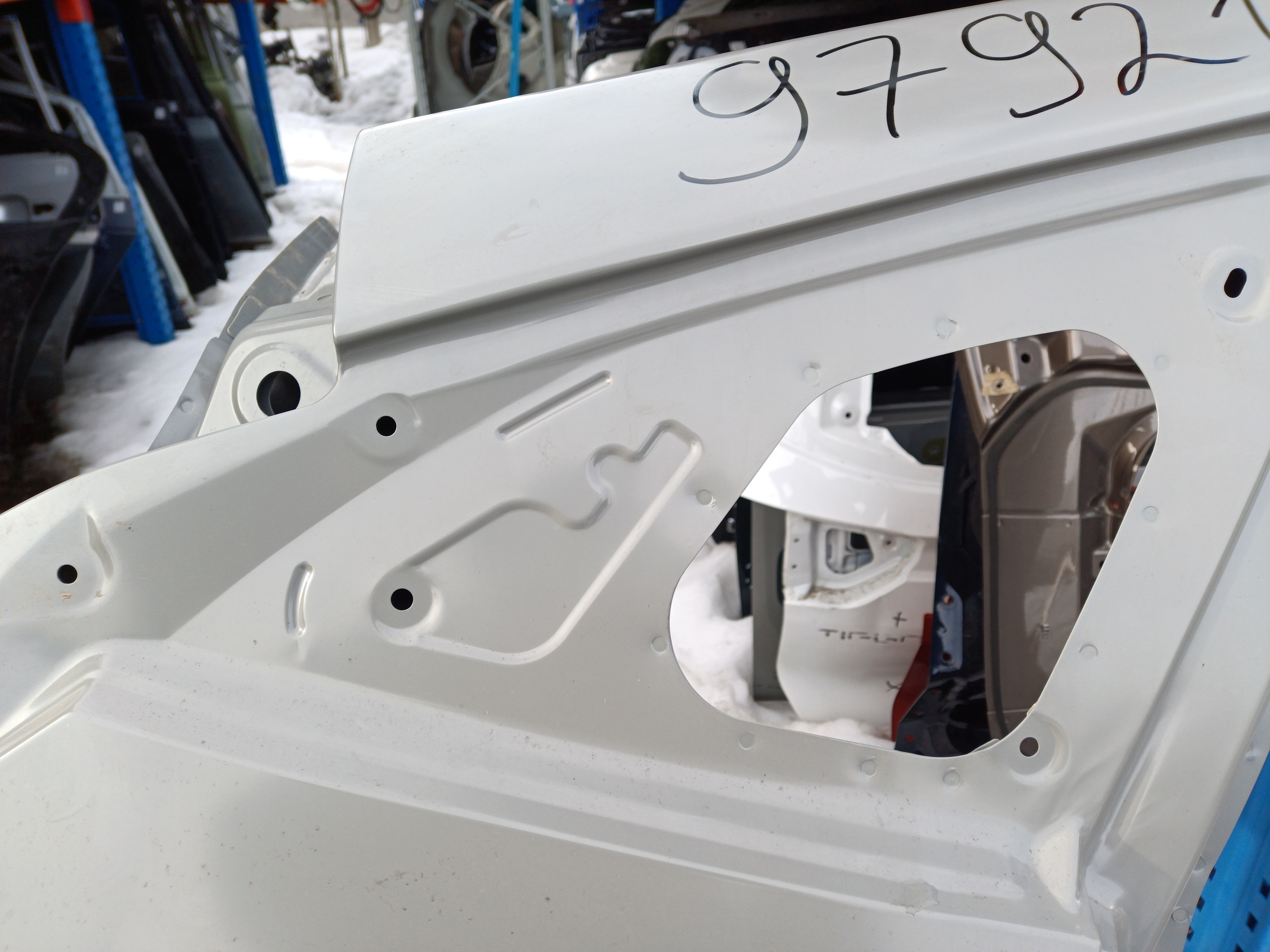 Панель кузова боковая правая Jetour Dashing