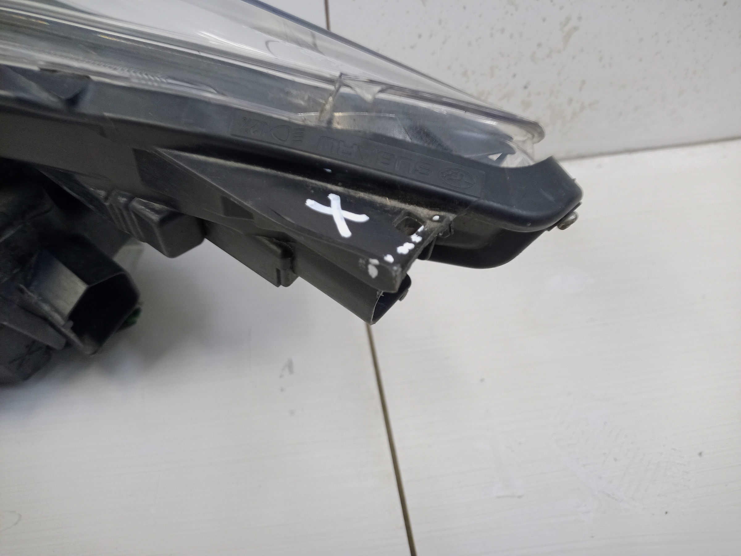 Фара передняя правая Subaru XV 2 Restail LED