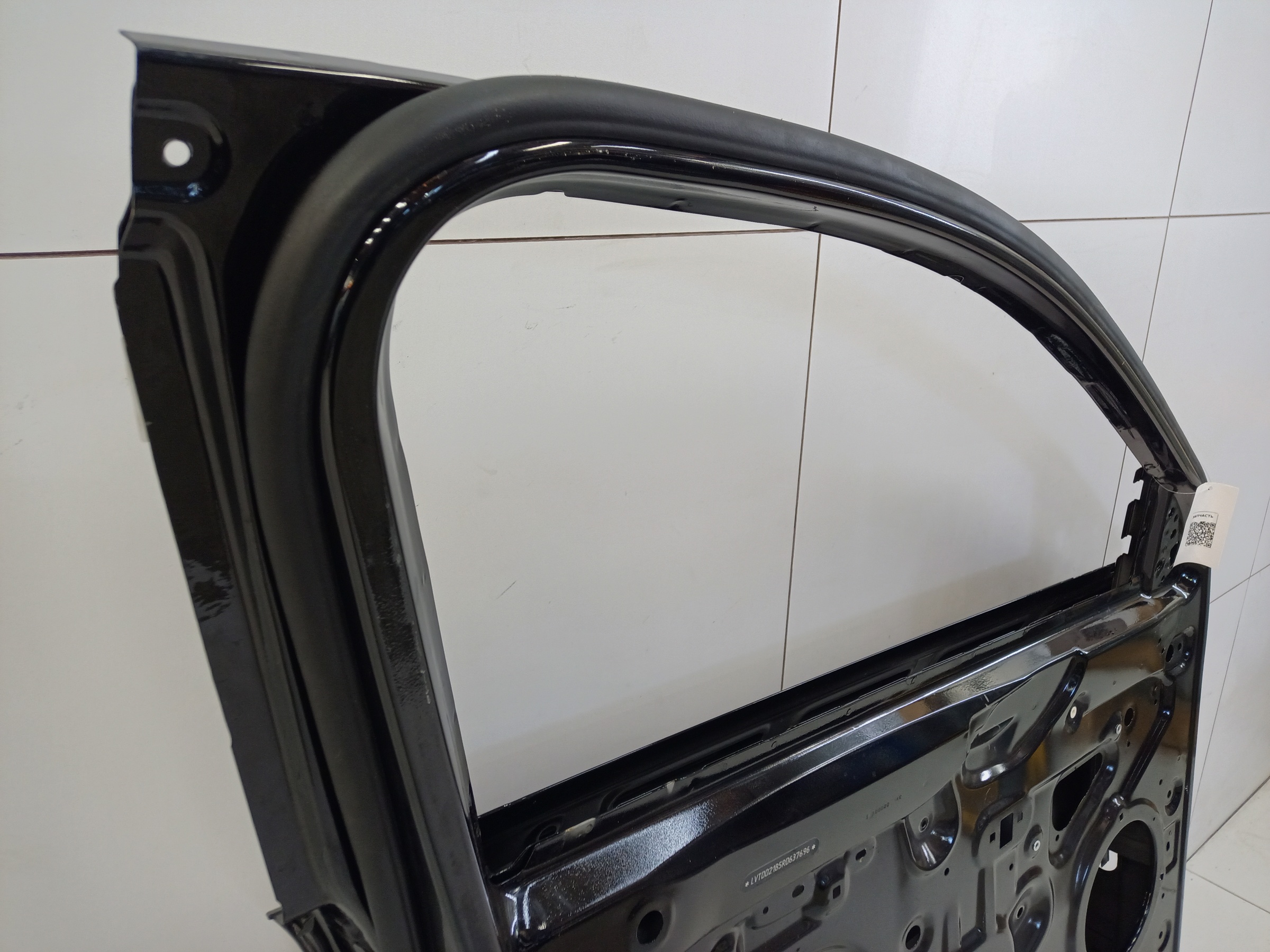 Дверь передняя левая Exeed TXL