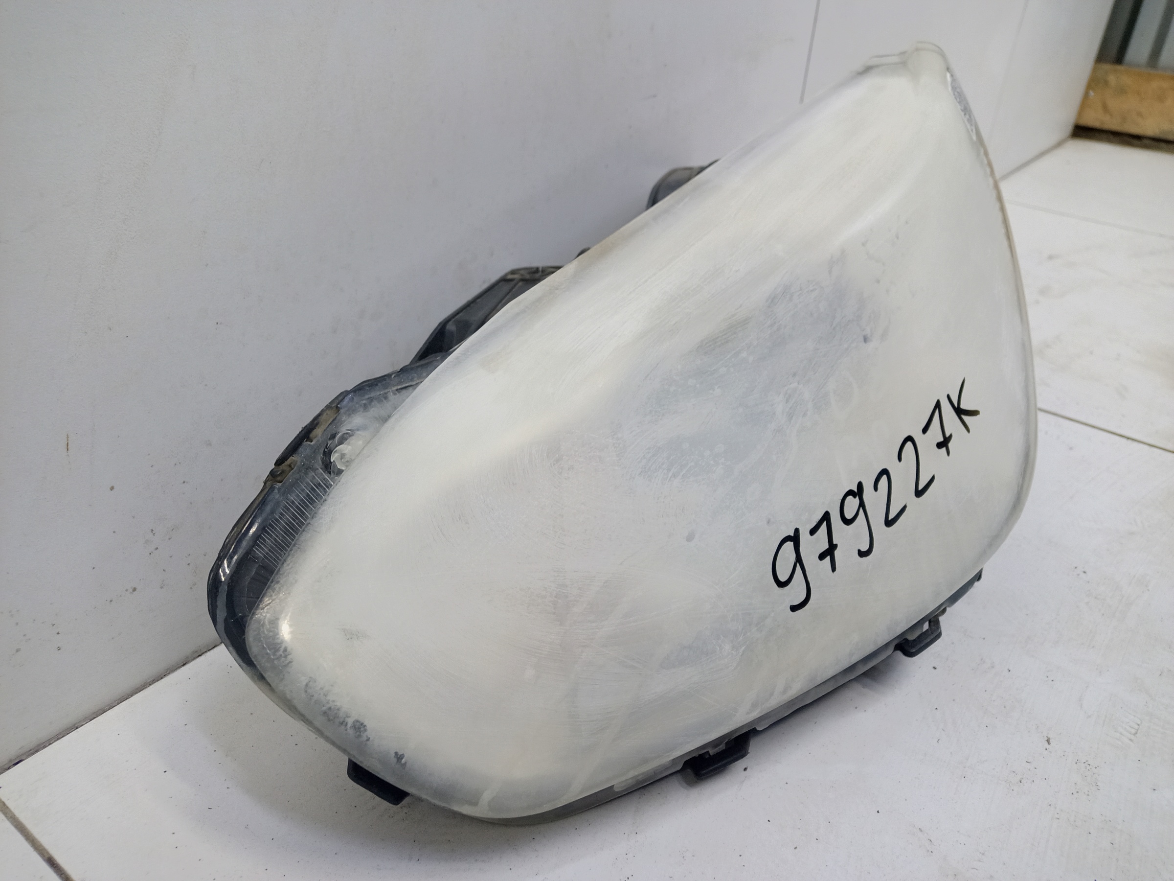 Фара передняя левая Chery Tiggo T11 Restail галоген с ДХО