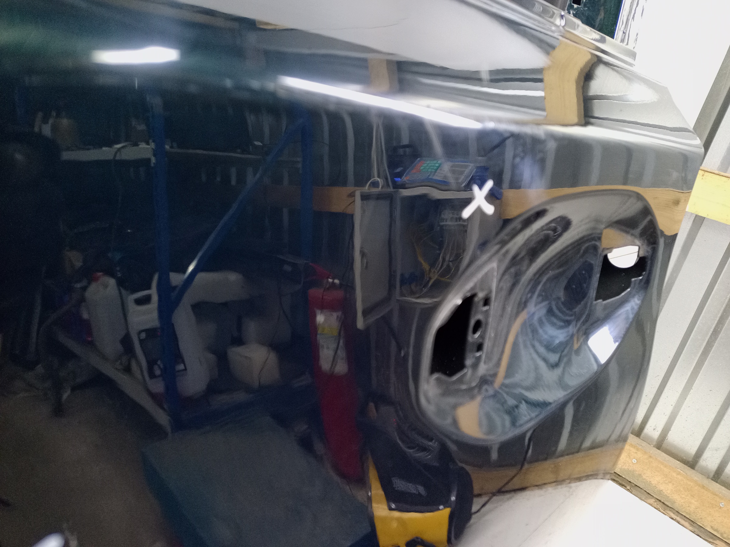 Дверь передняя левая Exeed VX