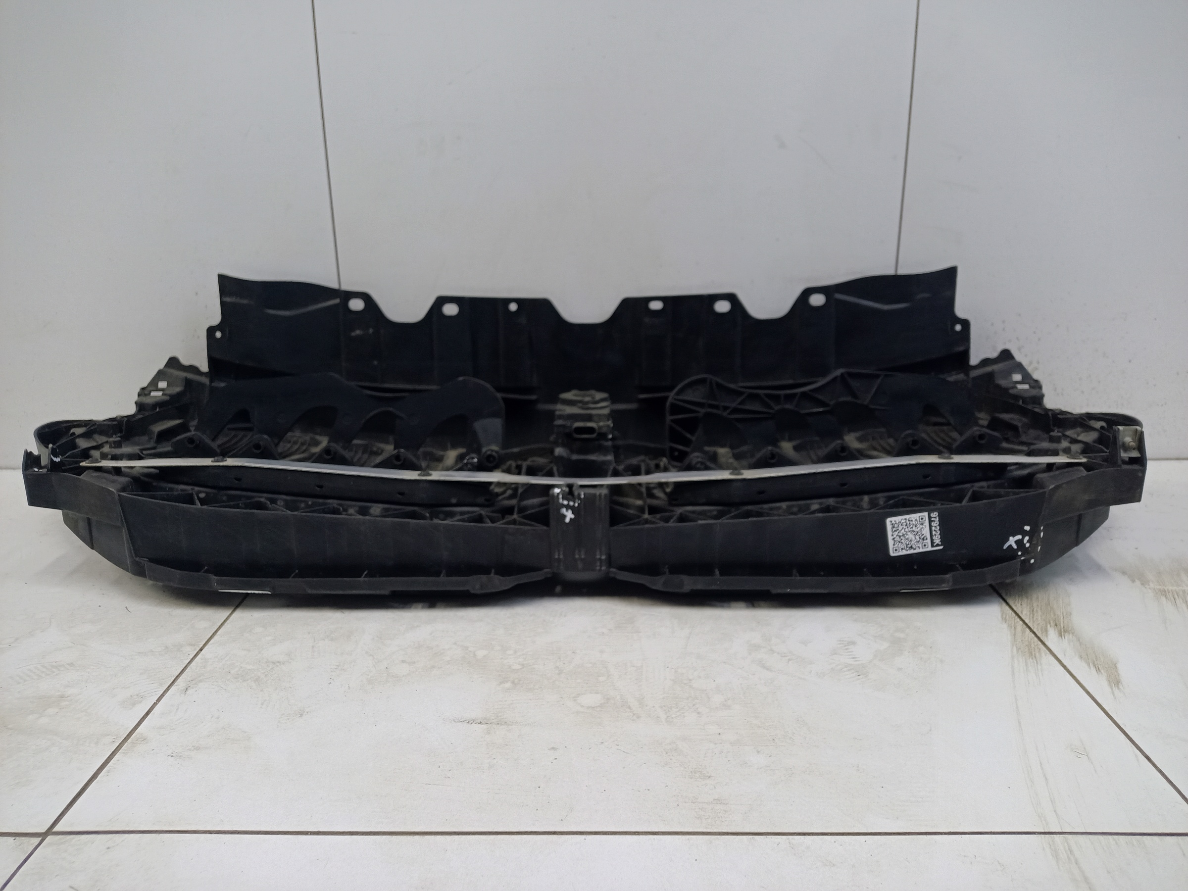 Жалюзи решетки радиатора BMW X6 G06