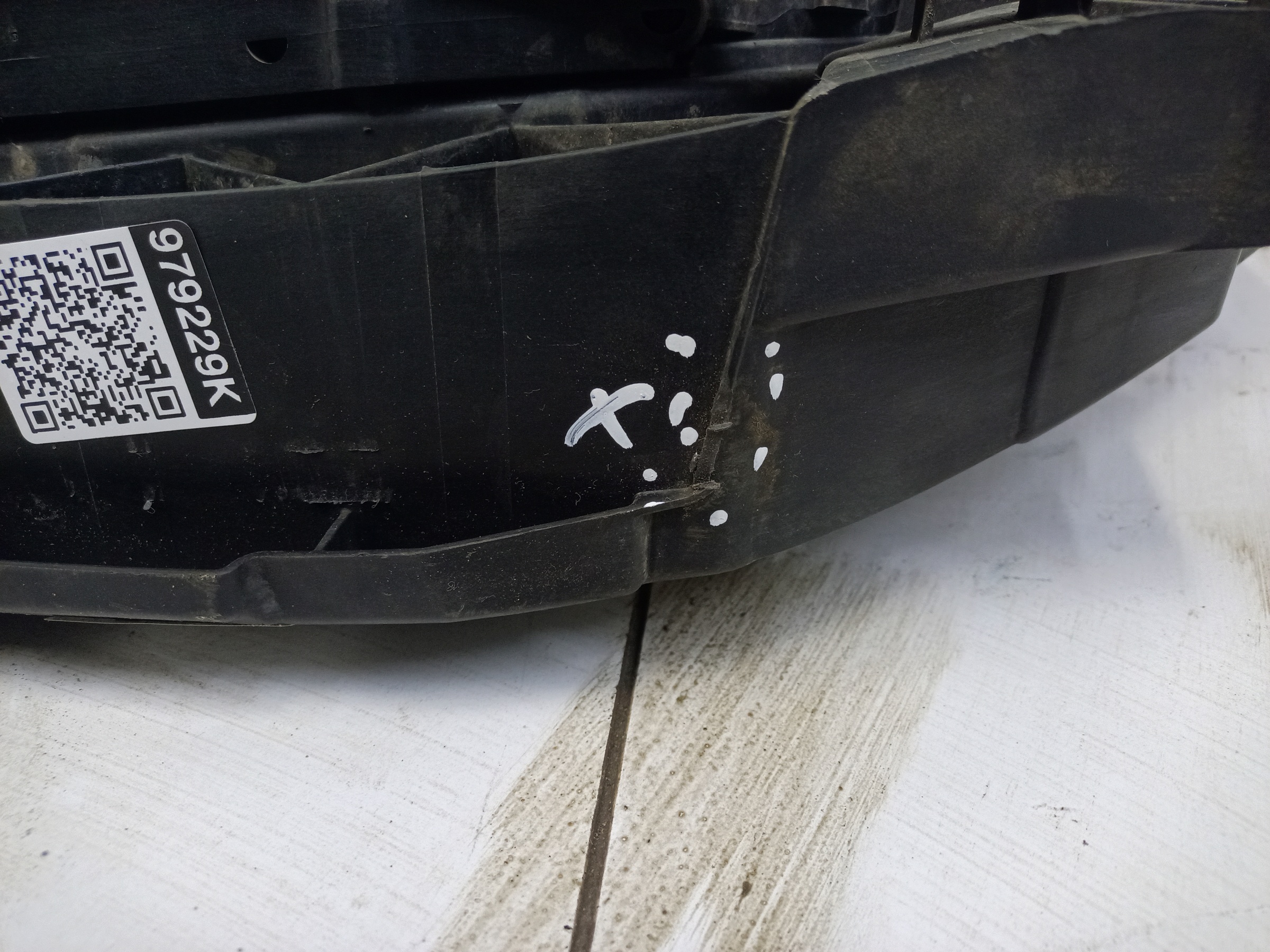 Жалюзи решетки радиатора BMW X6 G06