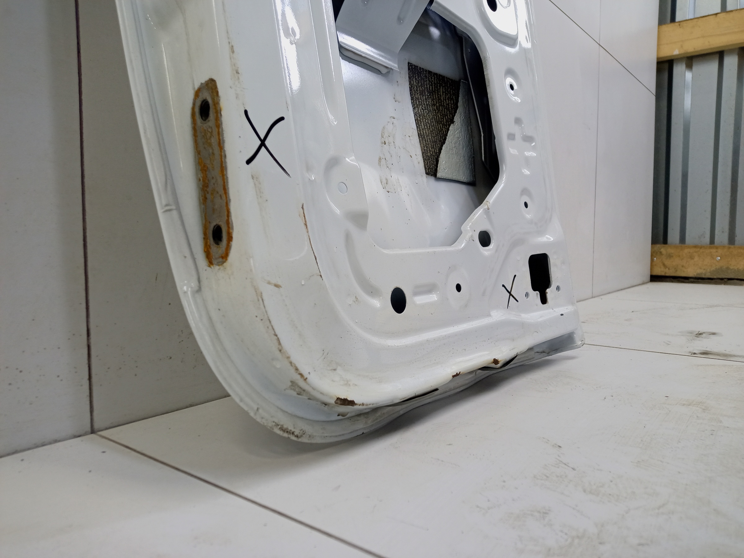 Дверь задняя правая распашная глухая Lada Largus Фургон