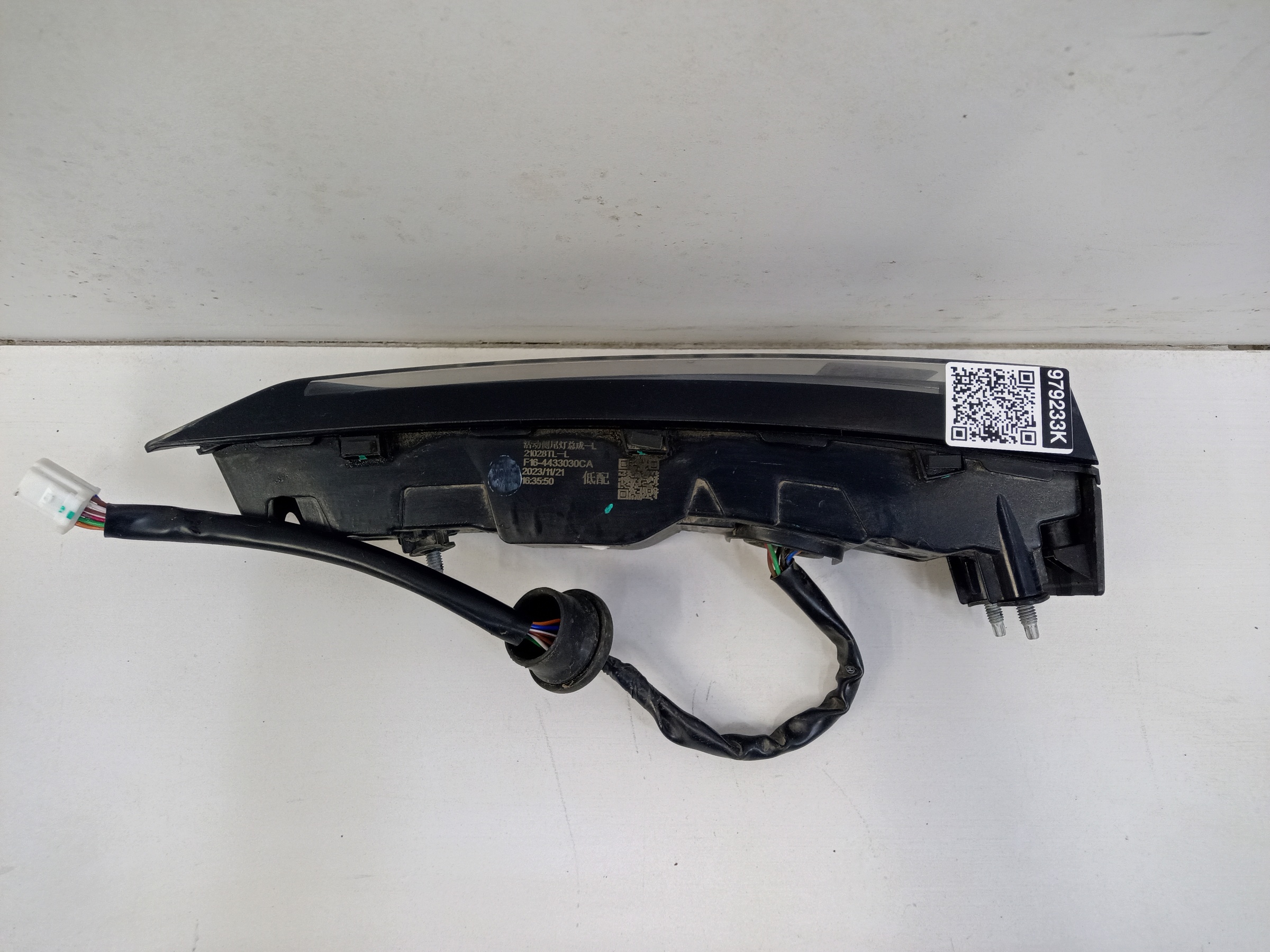 Фонарь задний левый внутренний Jetour Dashing