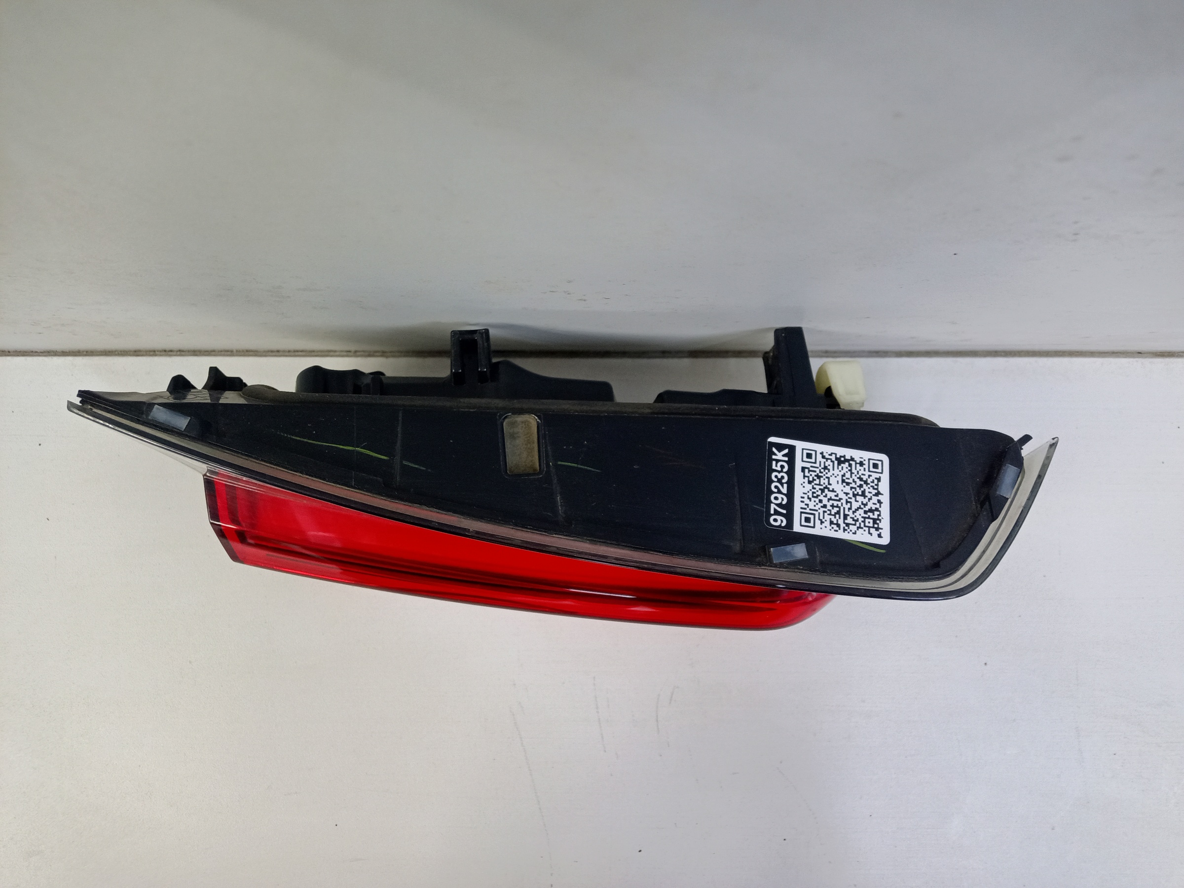 Фонарь задний левый внутренний BMW 3er G20 LED