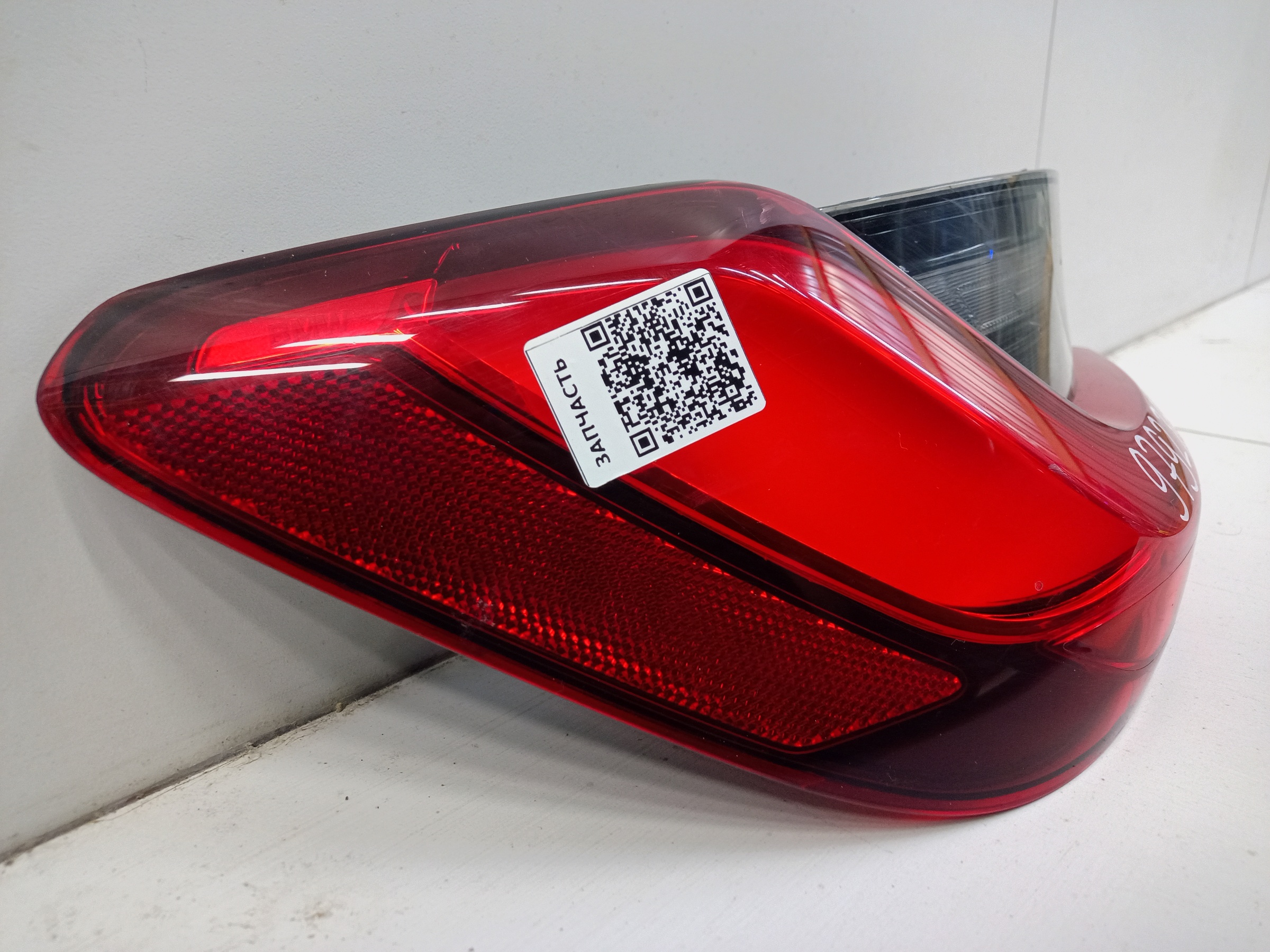 Фонарь задний левый наружный BMW 3er G20 LED