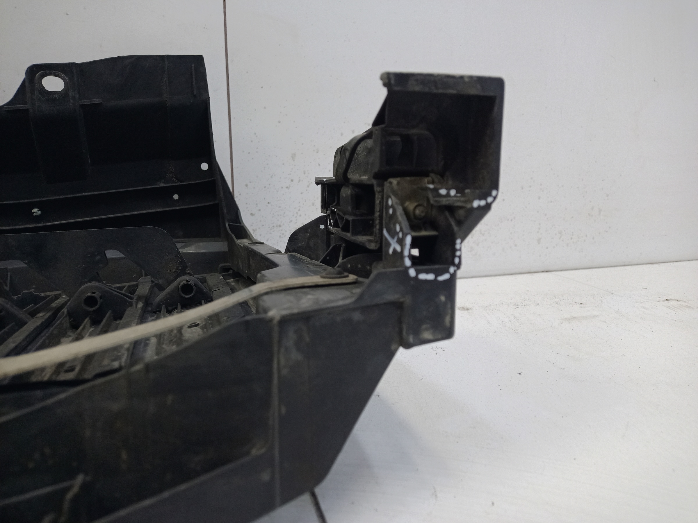 Жалюзи решетки радиатора черные BMW X7 G07