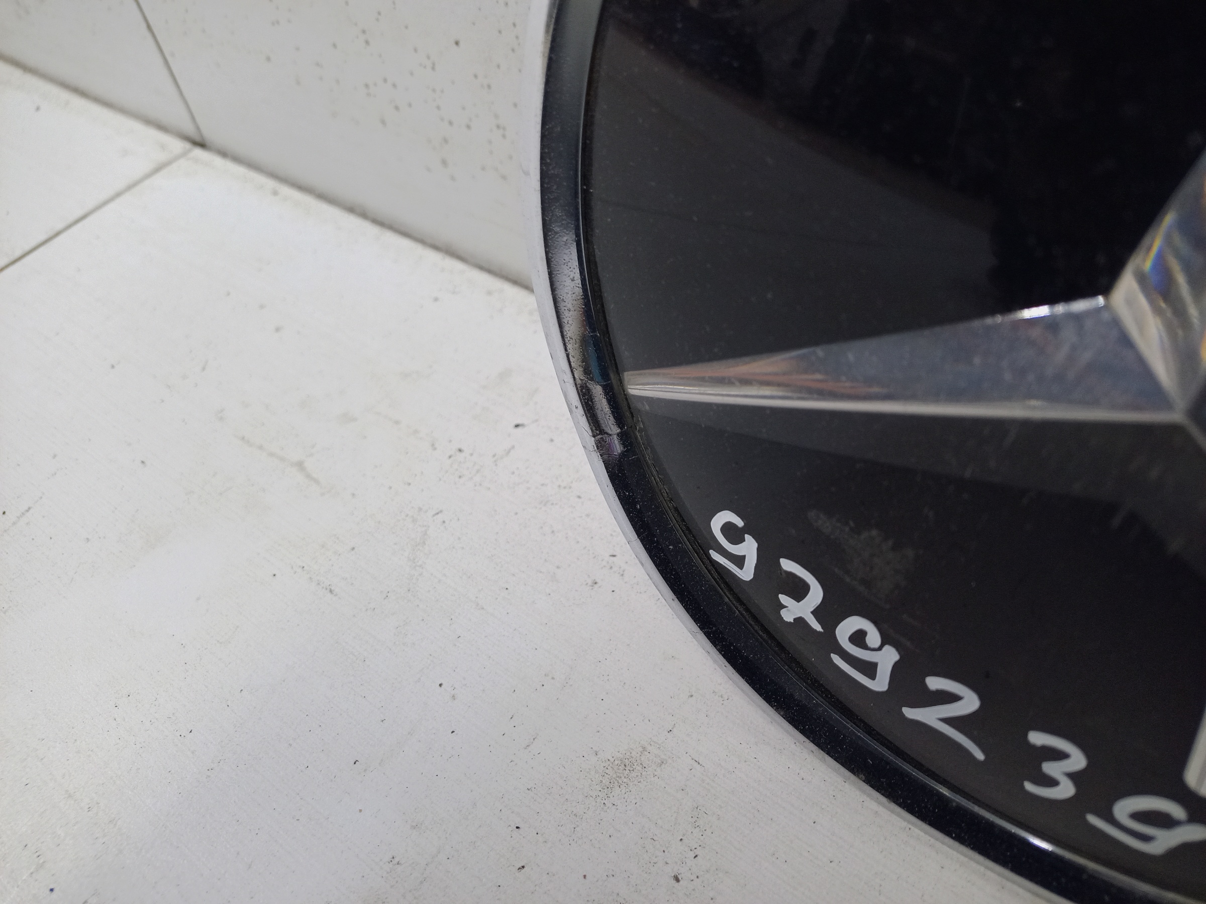 Эмблема решетки радиатора Mercedes Benz E-Klasse W212