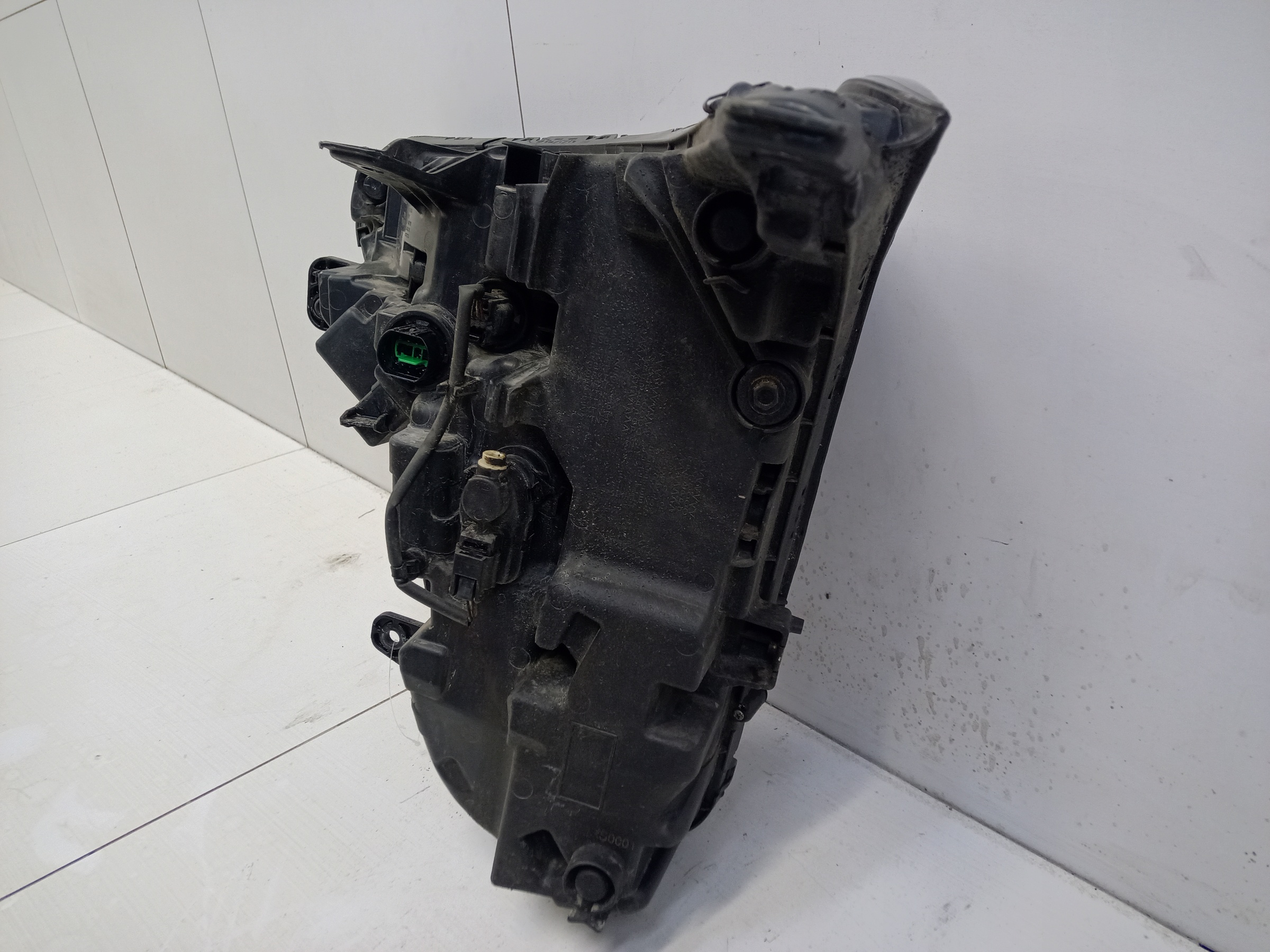 Фара передняя правая GAC GS8 2 LED