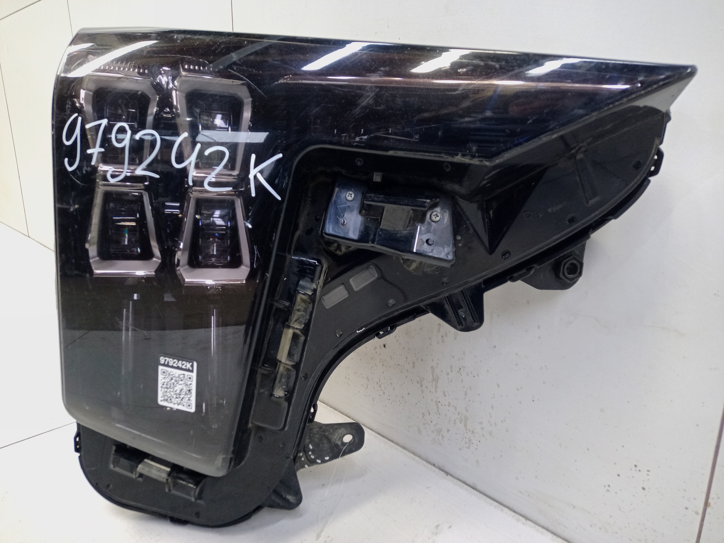 Фара передняя правая GAC GS8 2 LED