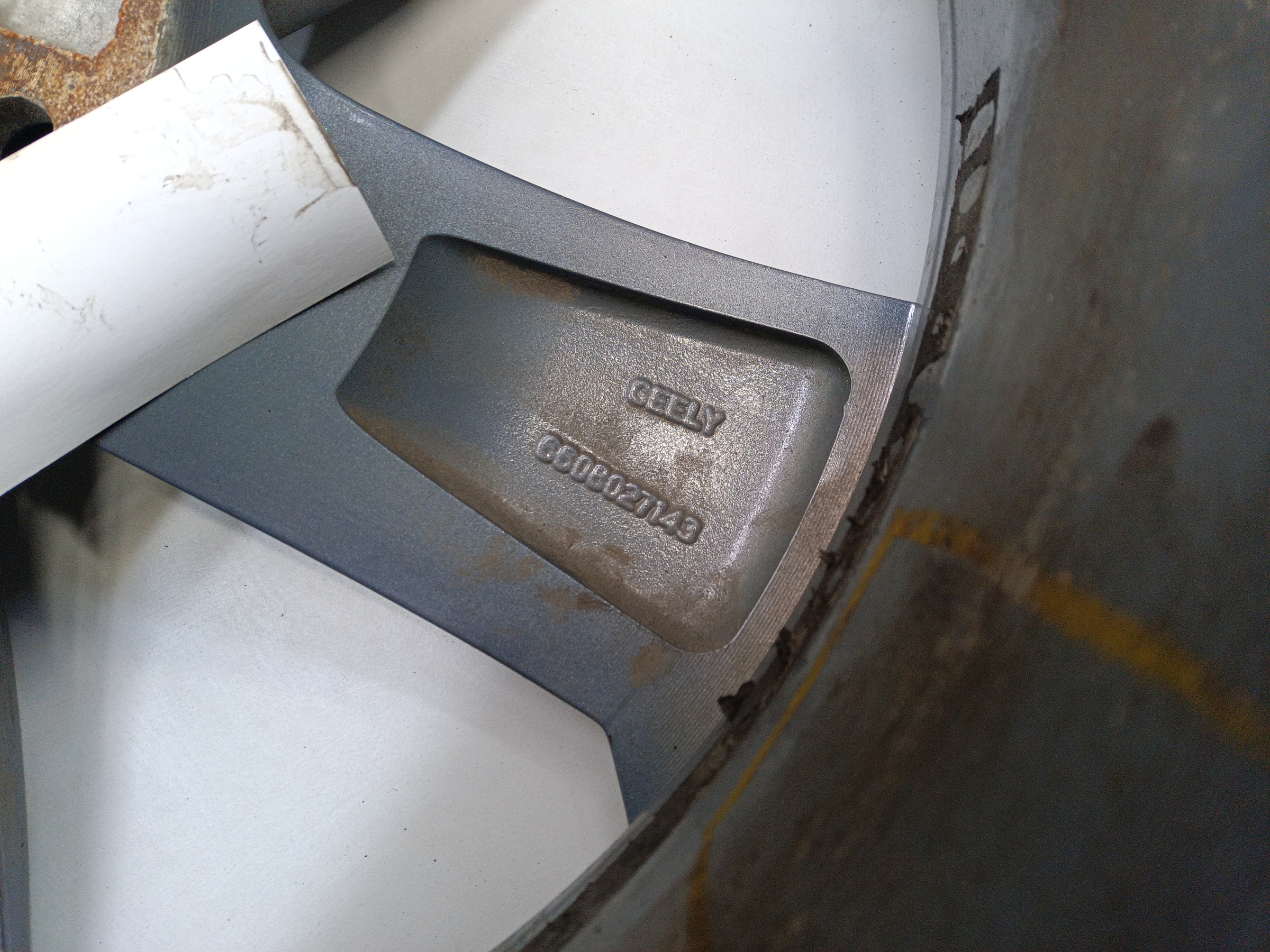 Диск колеса литой Geely Okavango Restail R19