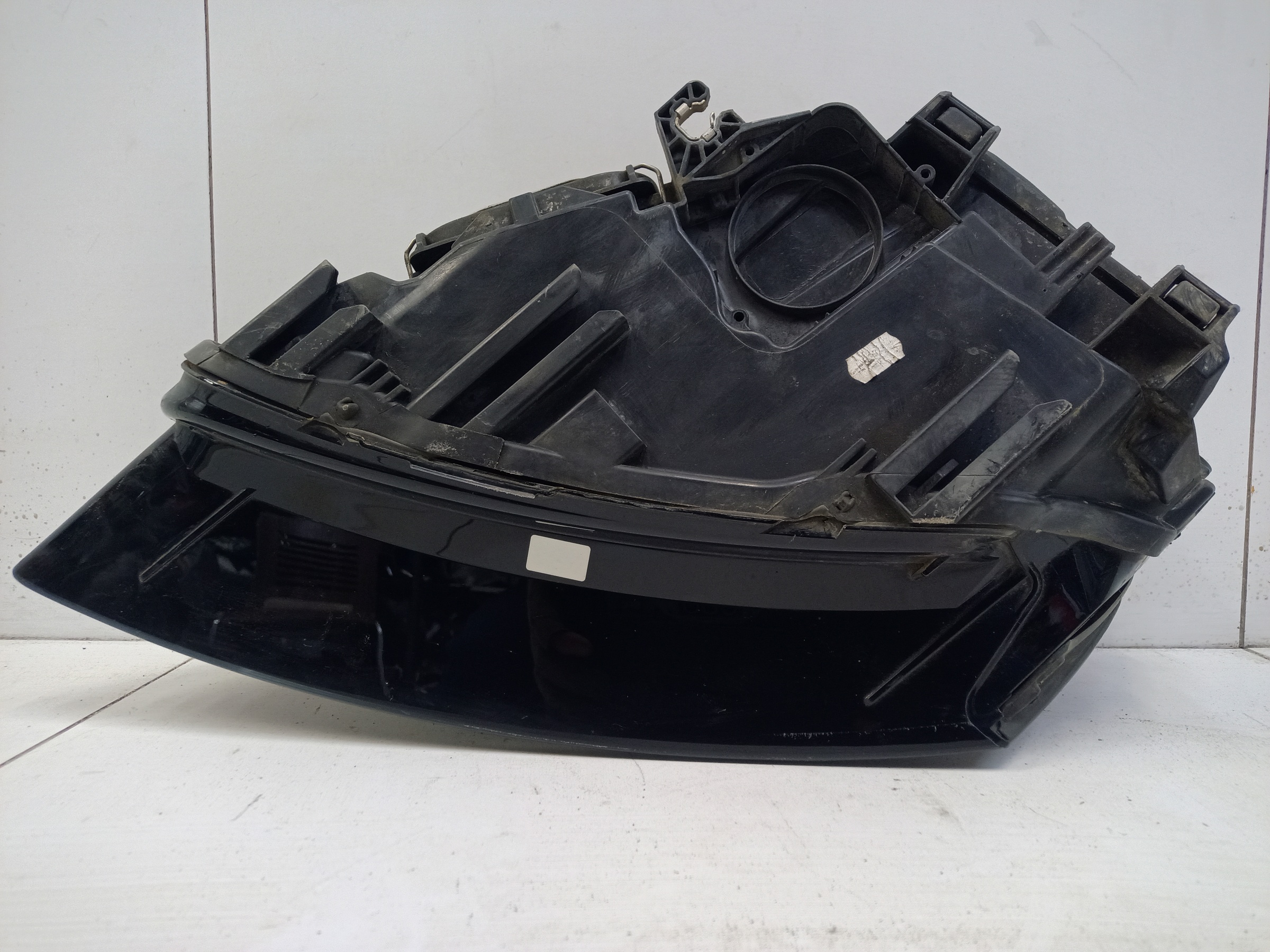 Фара передняя правая Audi Q5 1 Restail биксенон не адаптив